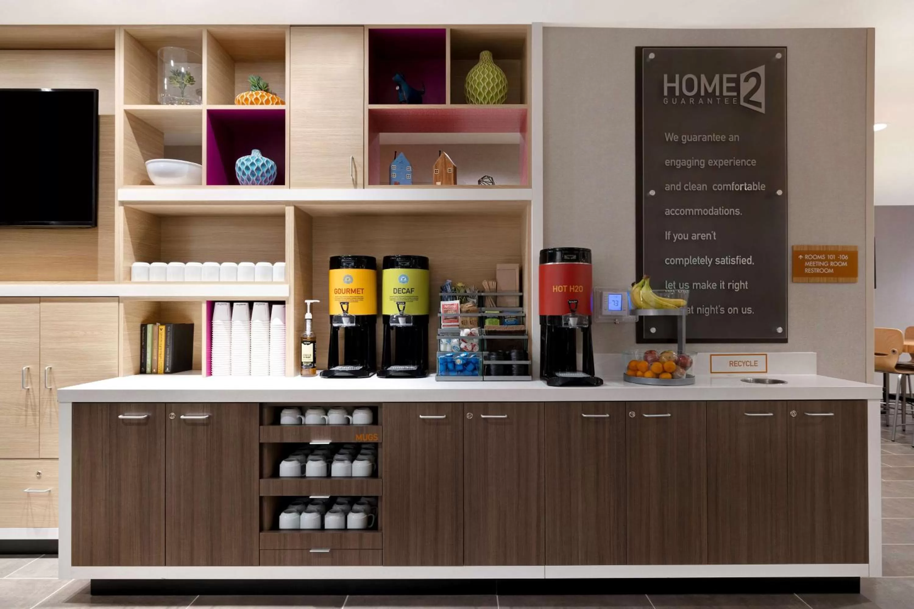 Lobby or reception in Home2 Suites By Hilton Redding