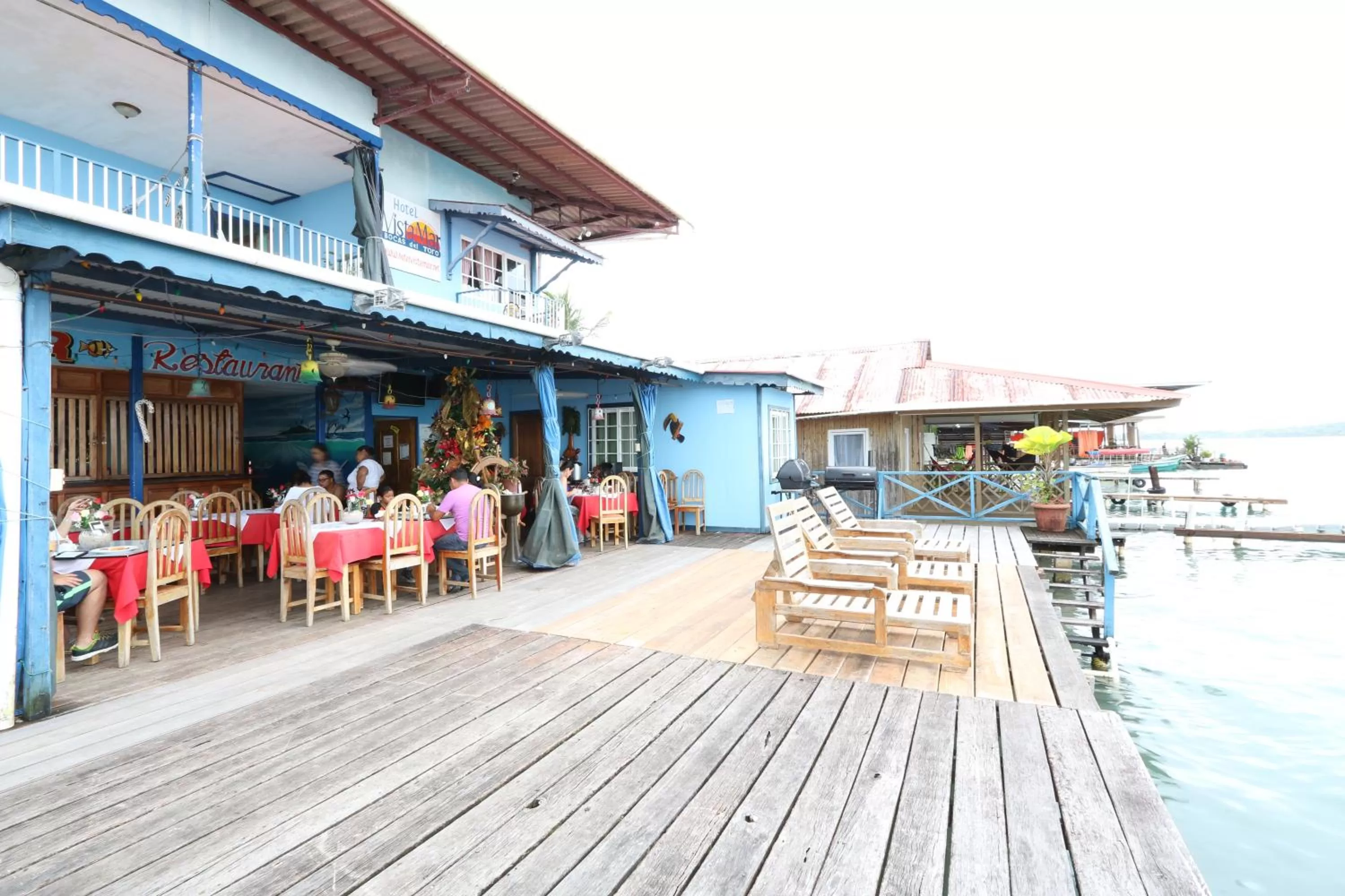 Restaurant/places to eat in Hotel Vista Mar