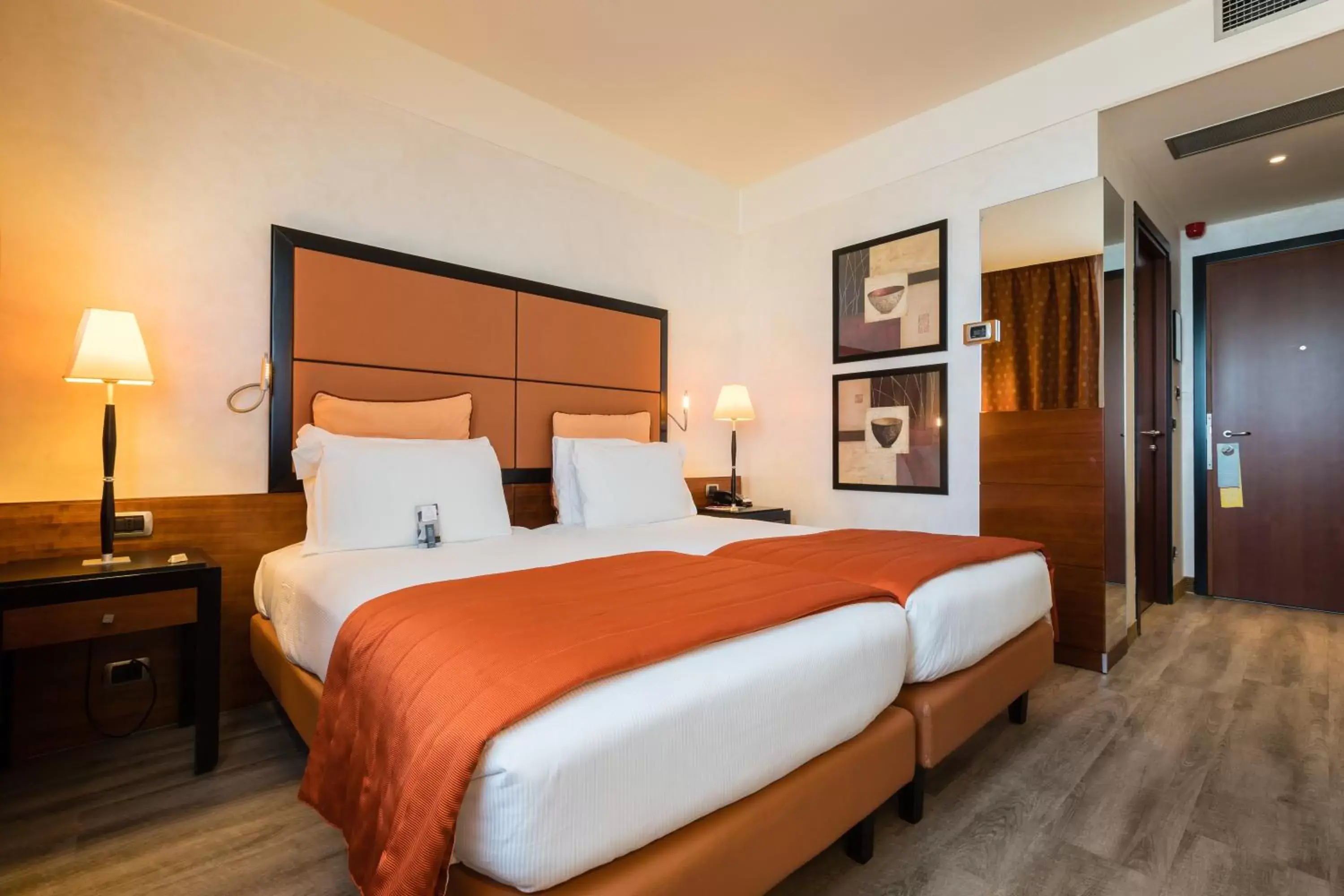 Crowne Plaza Milan - Malpensa Airport by IHG Crowne Plaza Milan - Malpensa Airport by IHG