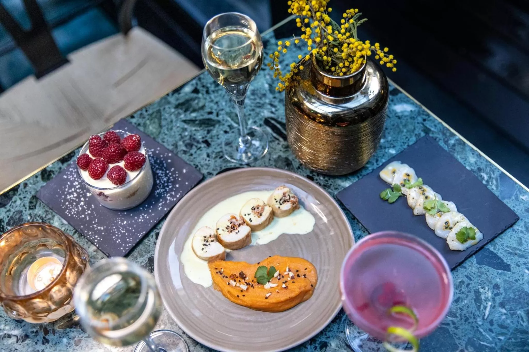 Restaurant/places to eat in Hotel Parister Piscine & Spa