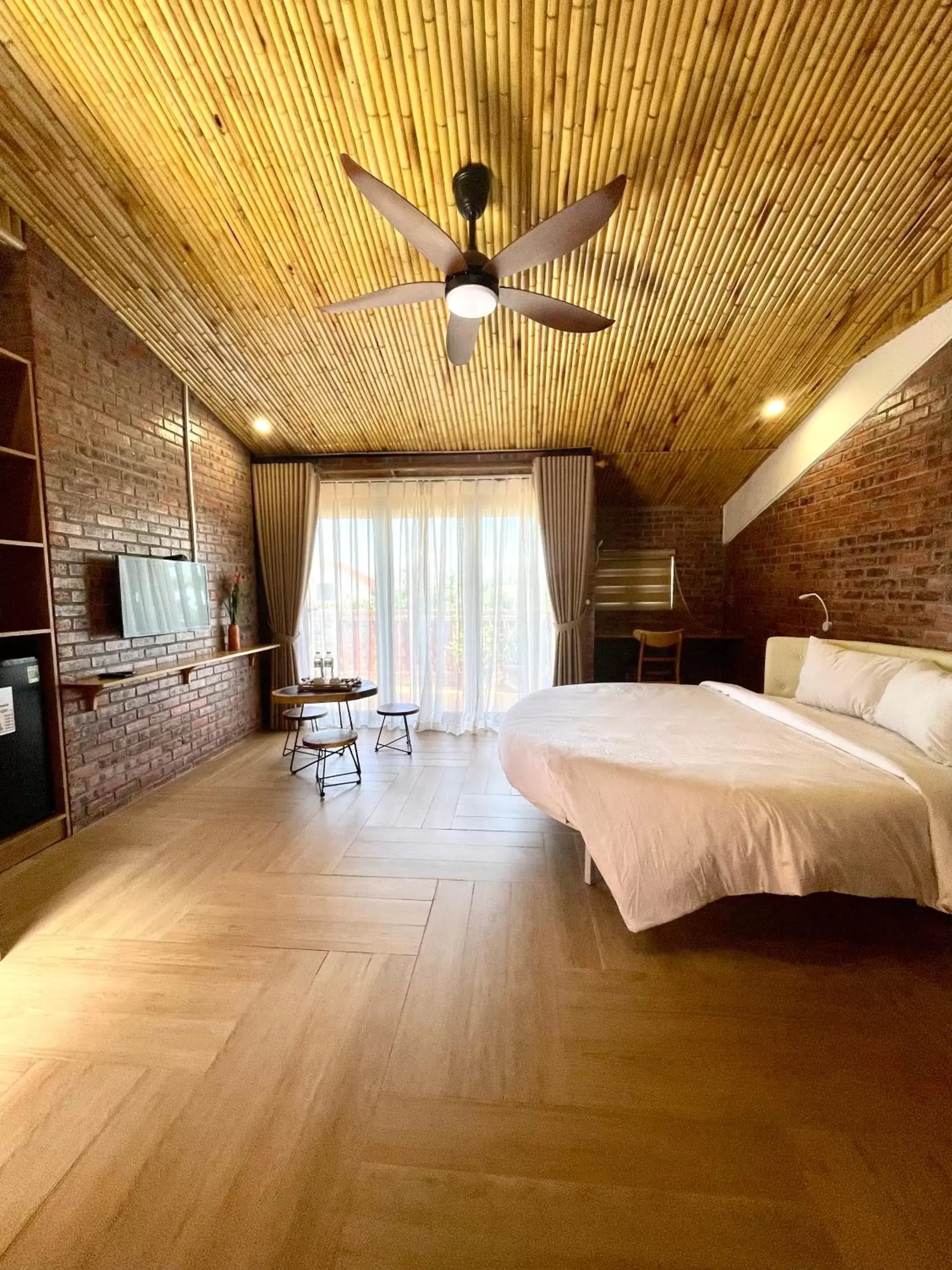 Deluxe Double Room with Side Sea View in Hoi An Golden Bamboo An Bang Beach Villa & Spa Deluxe Double Room with Side Sea View in Hoi An Golden Bamboo An Bang Beach Villa & Spa