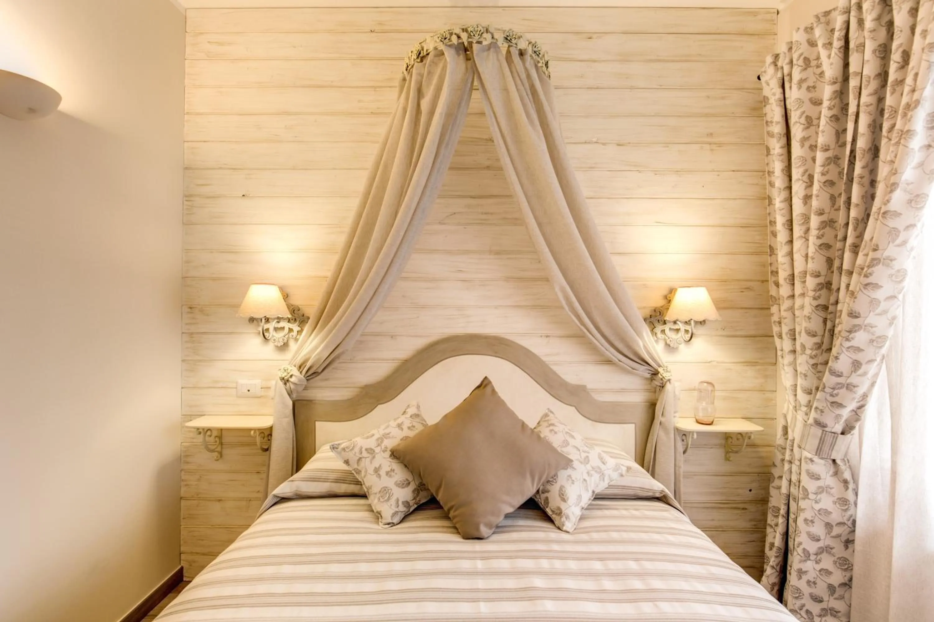 Bedroom, Bed in Casa Tua Vaticano Guest House