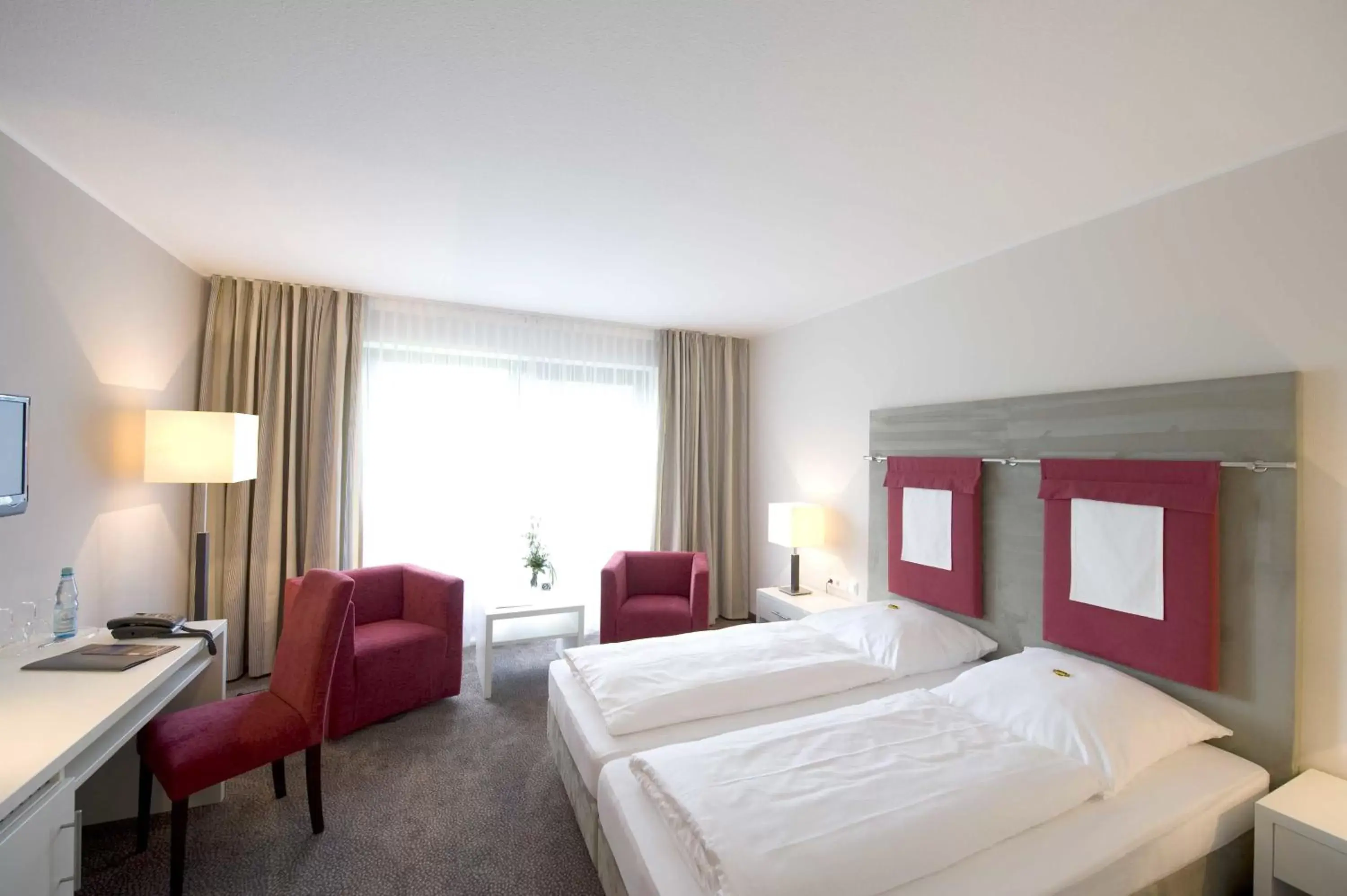 Comfort Double Room - single occupancy in Hotel Westfalen Hof Comfort Double Room - single occupancy in Hotel Westfalen Hof