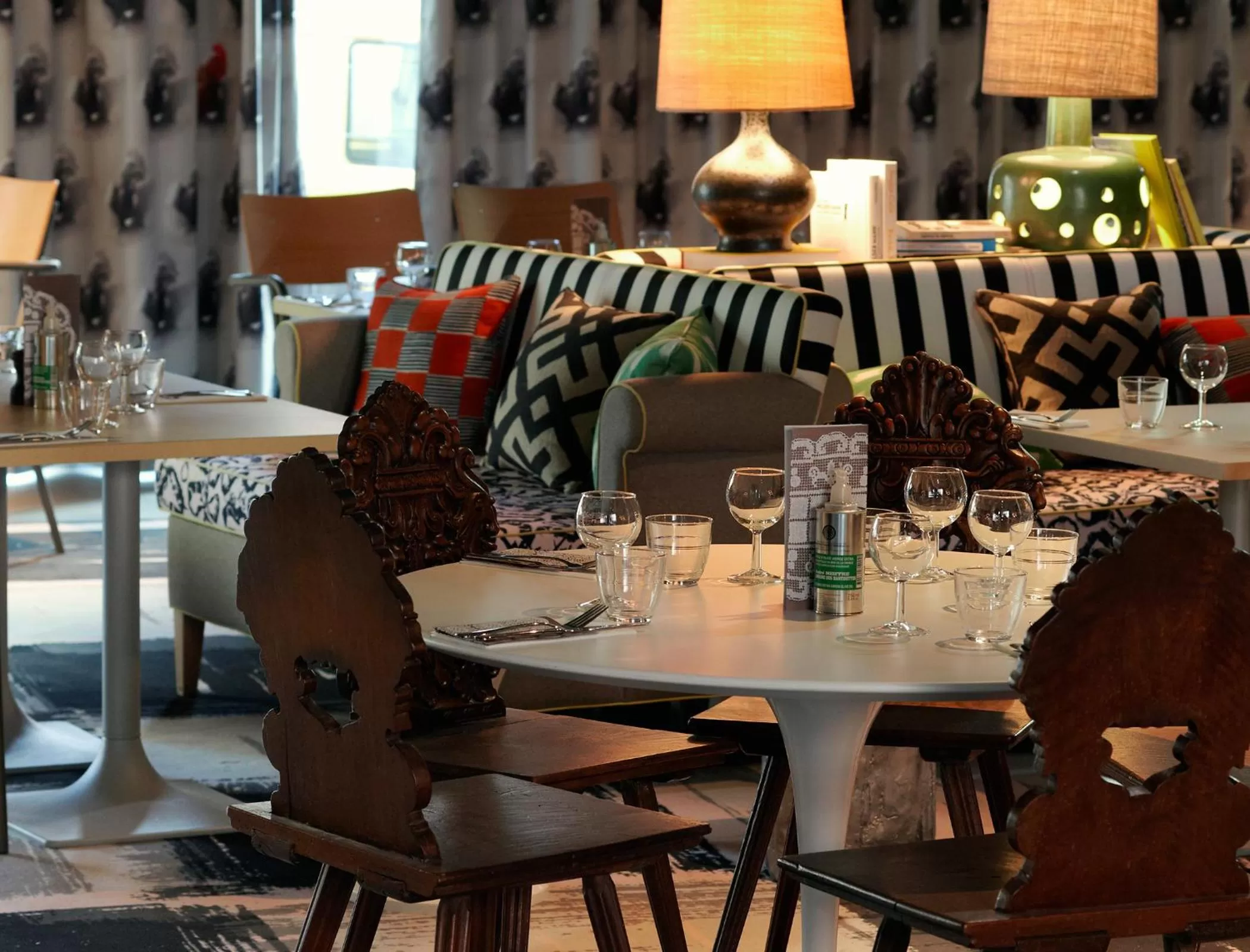 Restaurant/places to eat in Mama Shelter Lyon