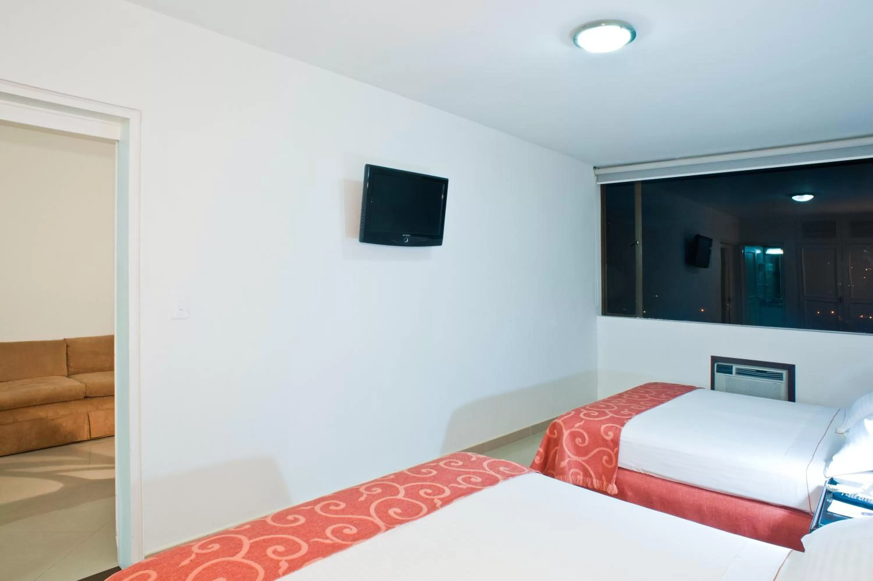 Bed in Hotel Dann Combeima