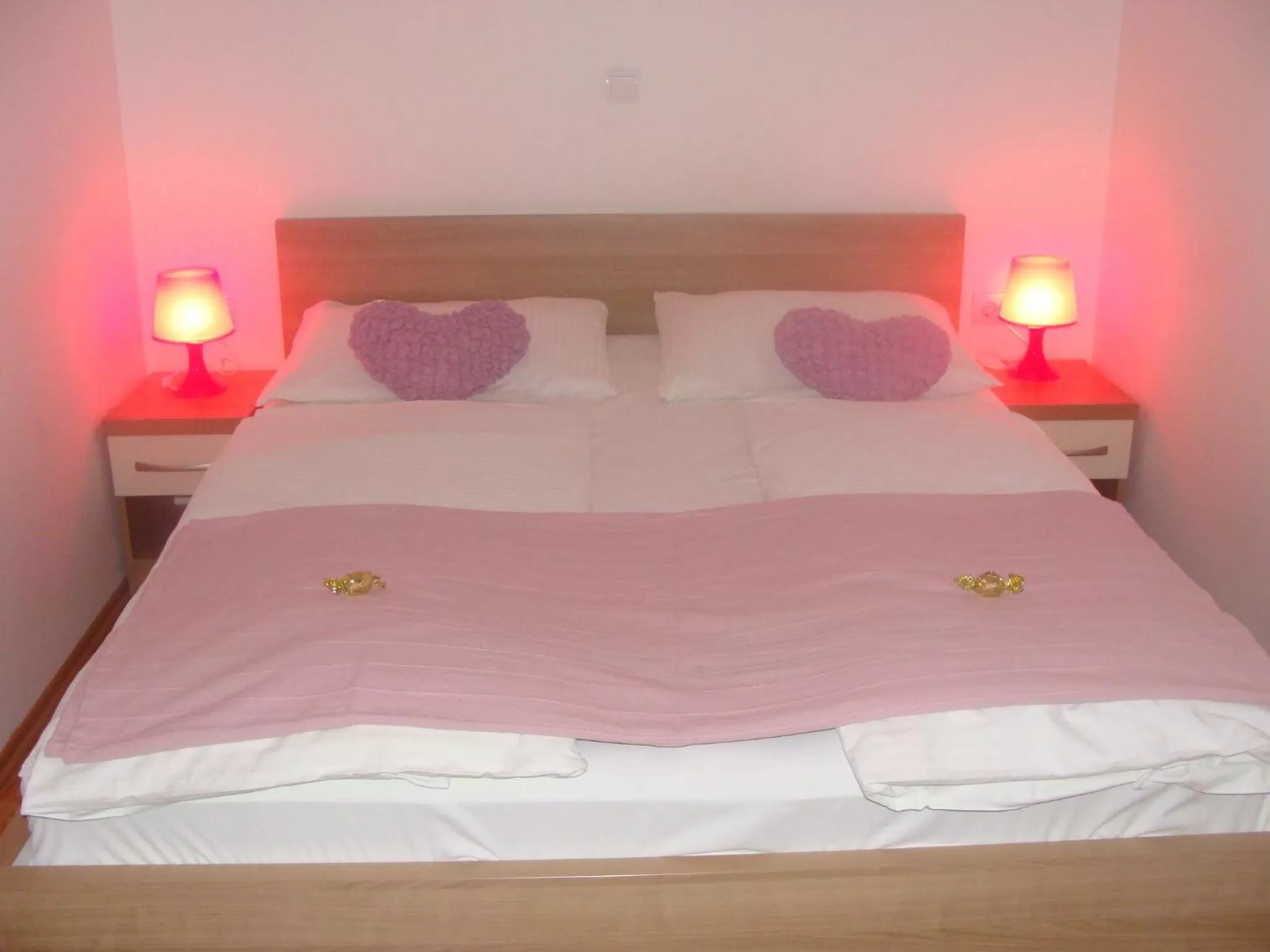 Photo of the whole room, Bed in Lugarnica