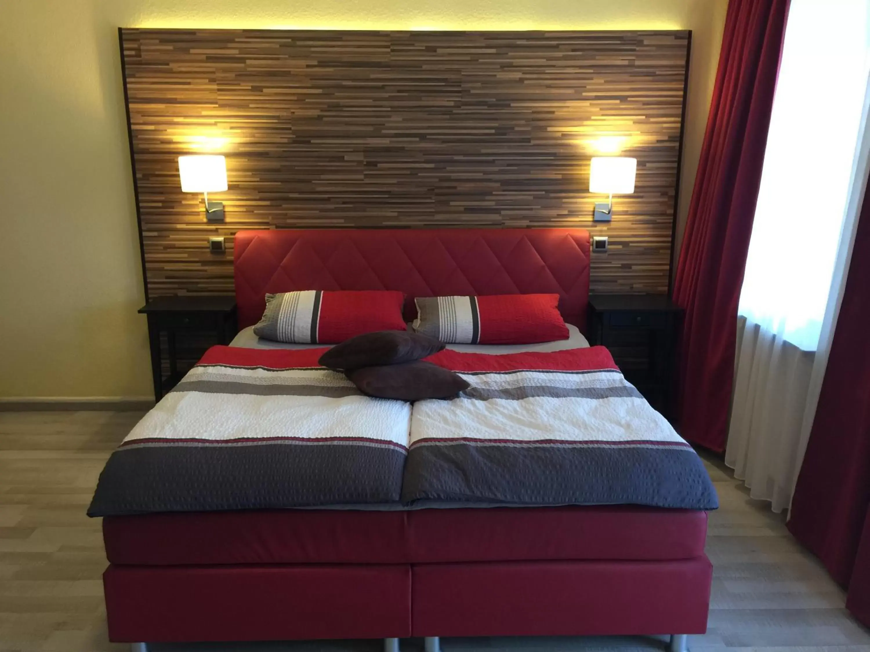 Comfort Double Room with River View - single occupancy in Hotel Rhein INN Comfort Double Room with River View - single occupancy in Hotel Rhein INN