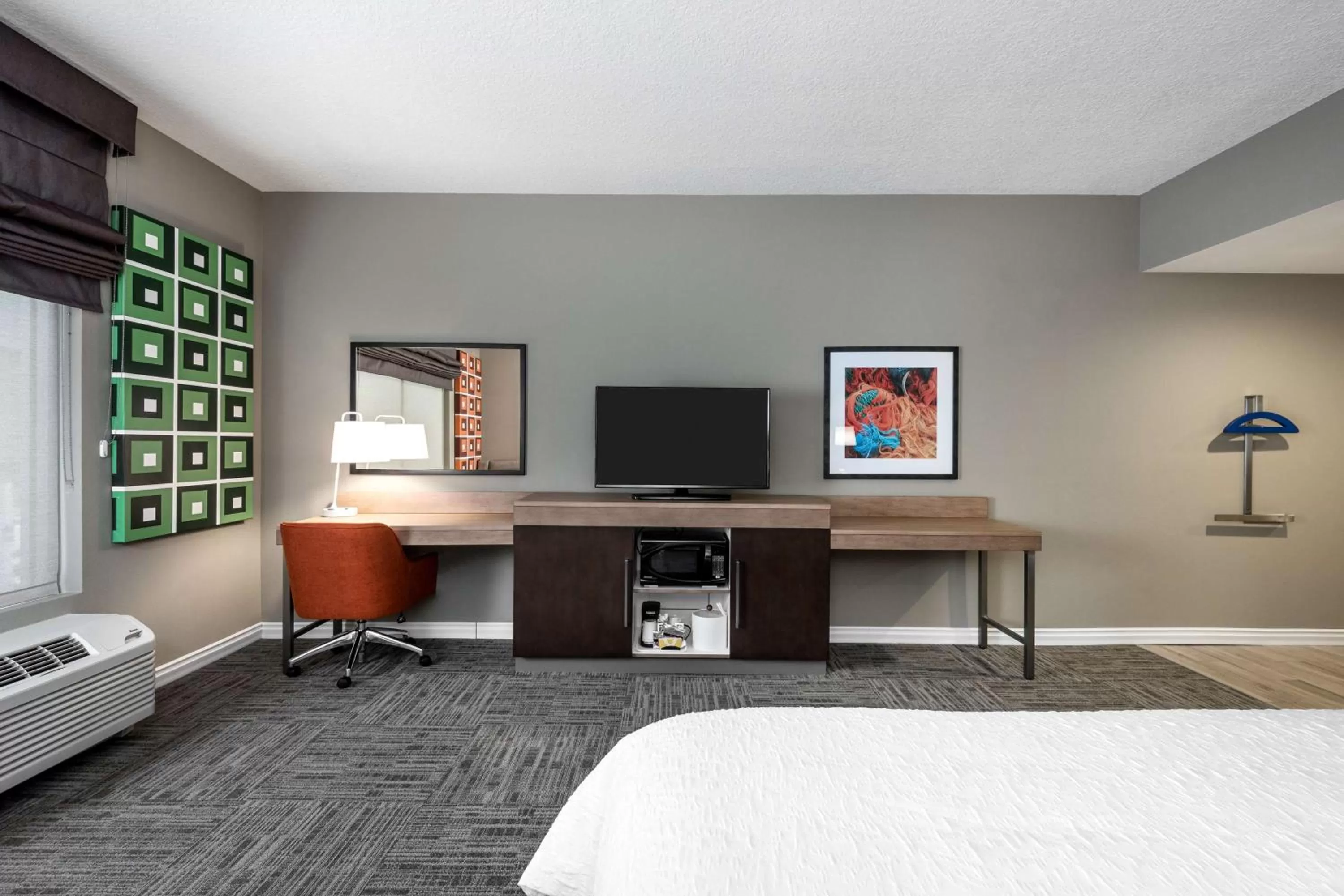 Bedroom, Bed in Hampton Inn & Suites West Melbourne-Palm Bay Road