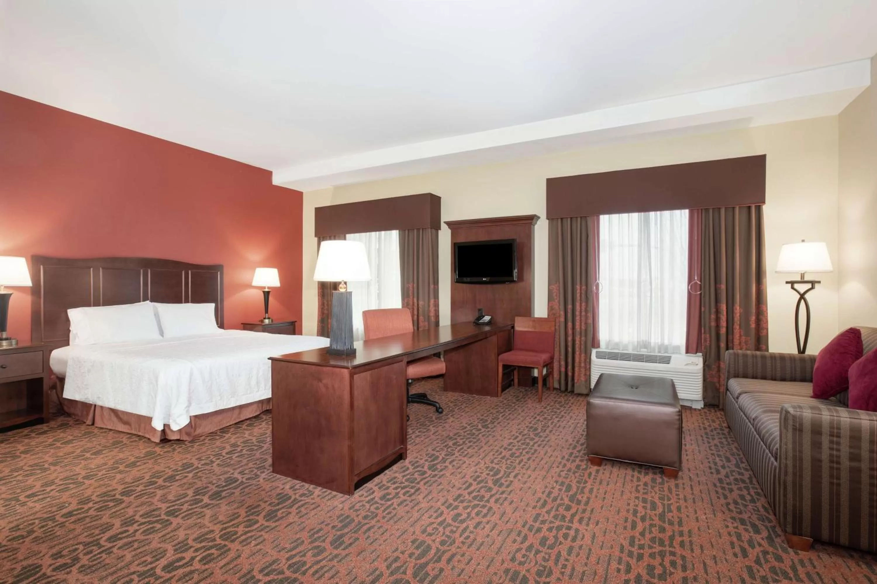 Bedroom, Bed in Hampton Inn and Suites Denver/South-RidgeGate