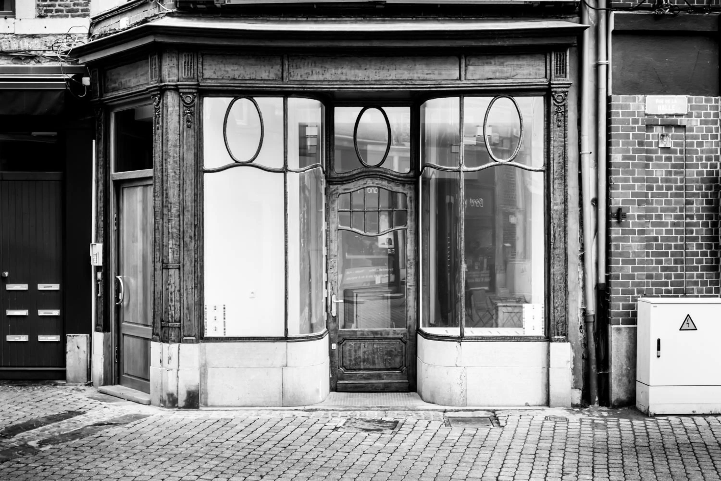 Facade/entrance in BnB City