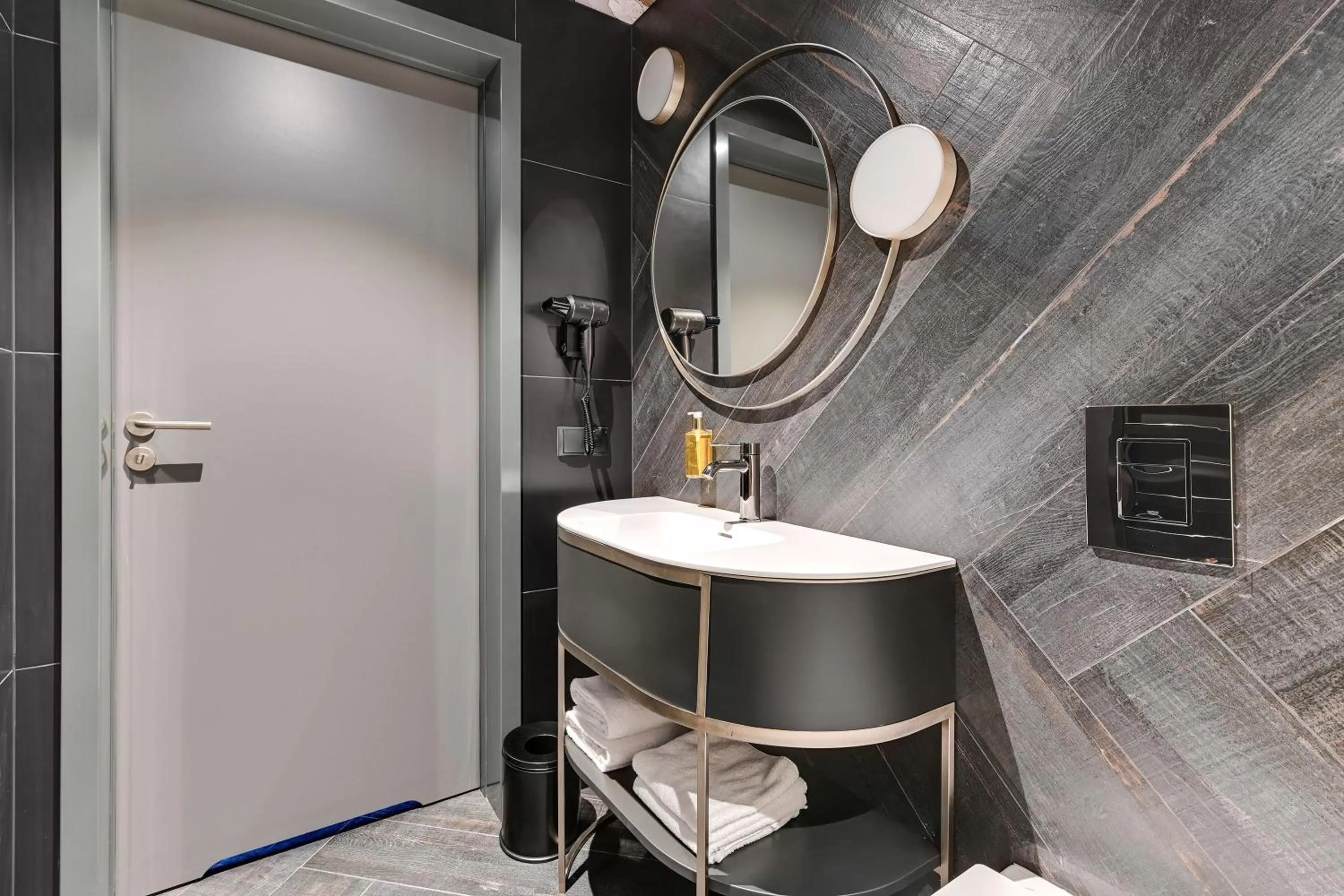 Bathroom in GRANO HOTEL Gdańsk Old Town