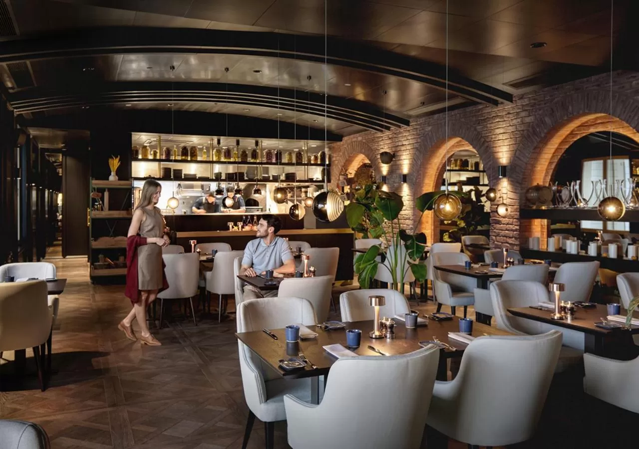 Restaurant/places to eat in Six Senses Kocatas Mansions