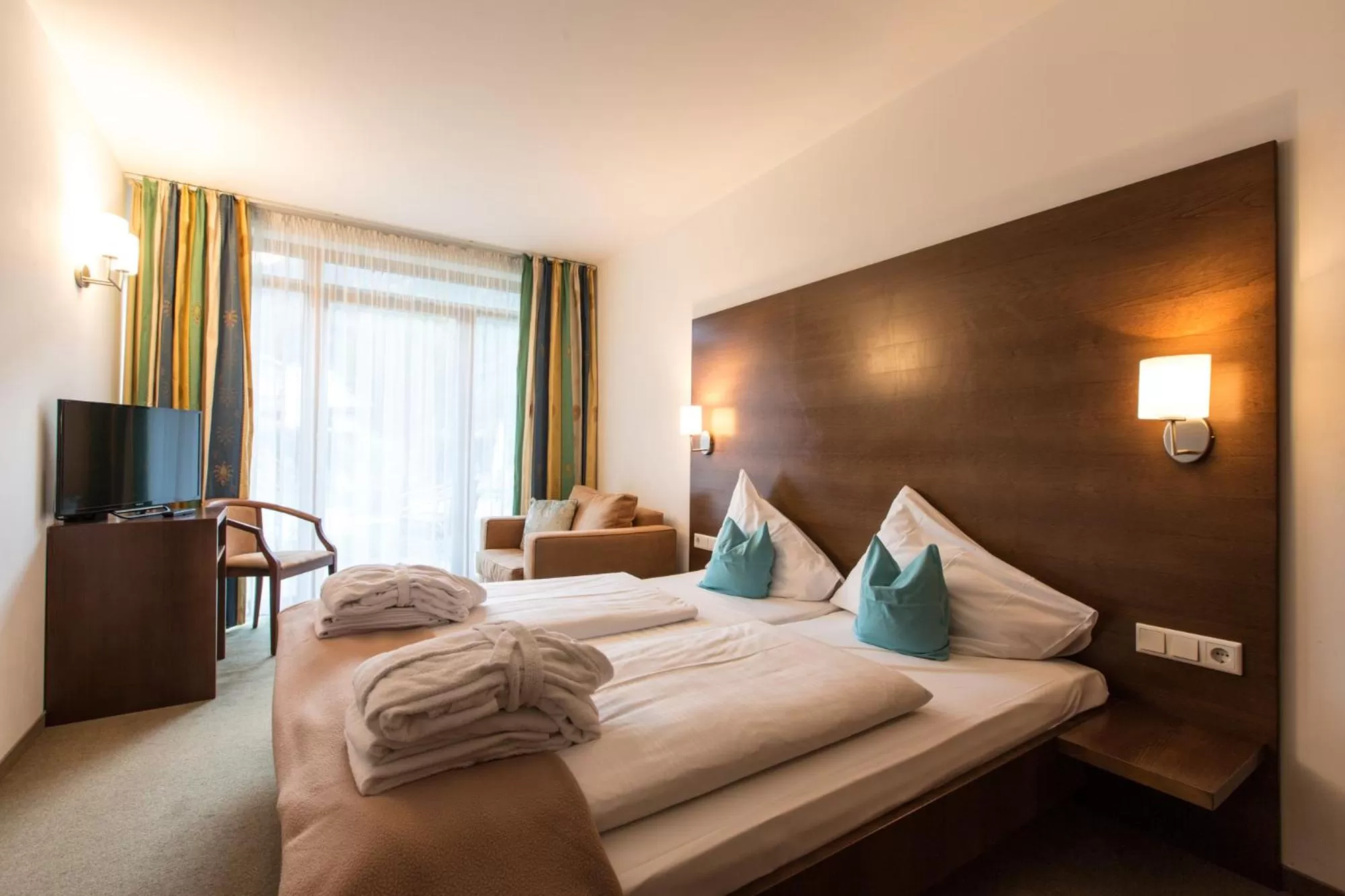 TV and multimedia in ACTIVE by Leitner's