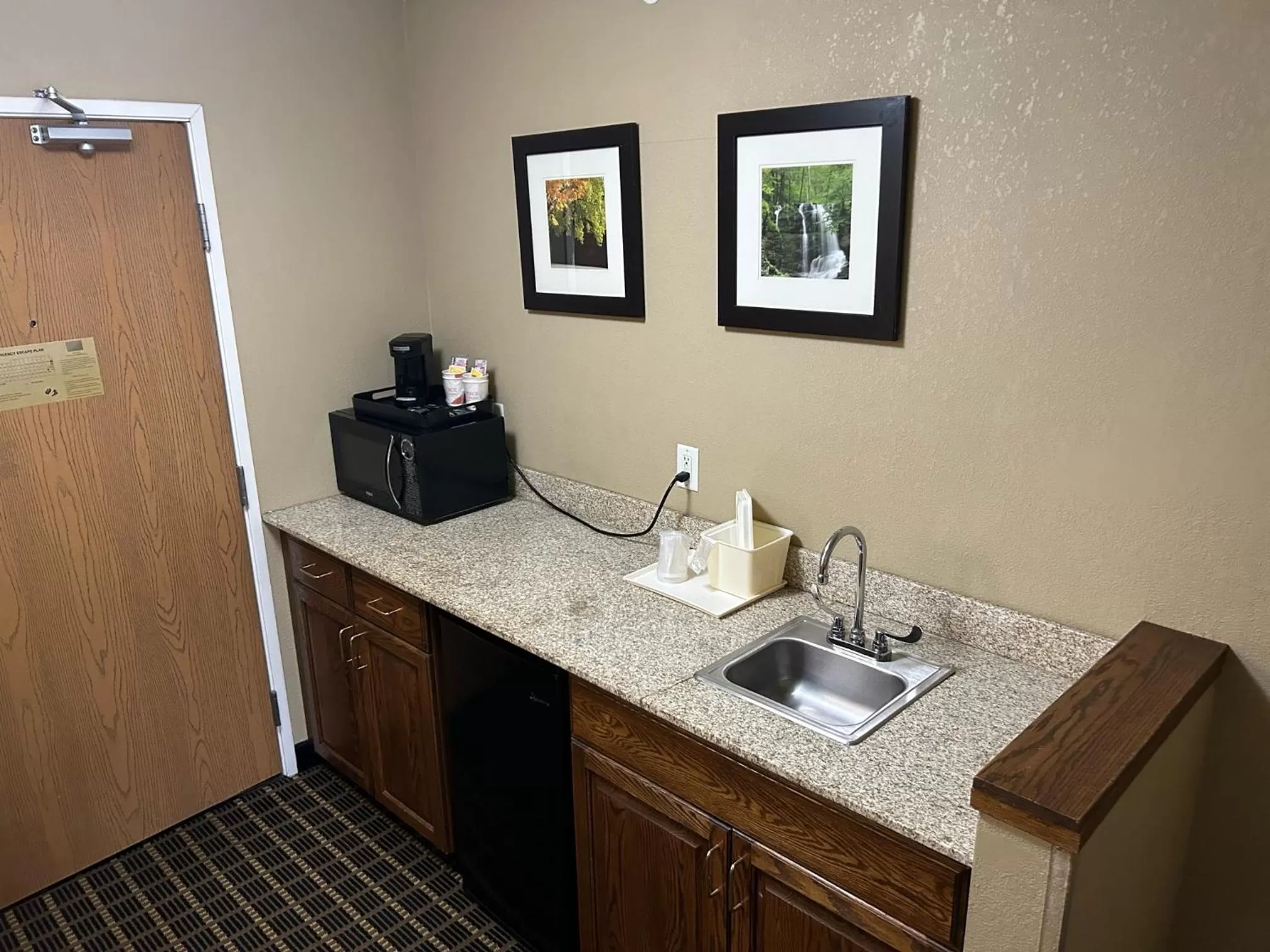 Coffee/tea facilities in Quality Inn & Suites Bradford