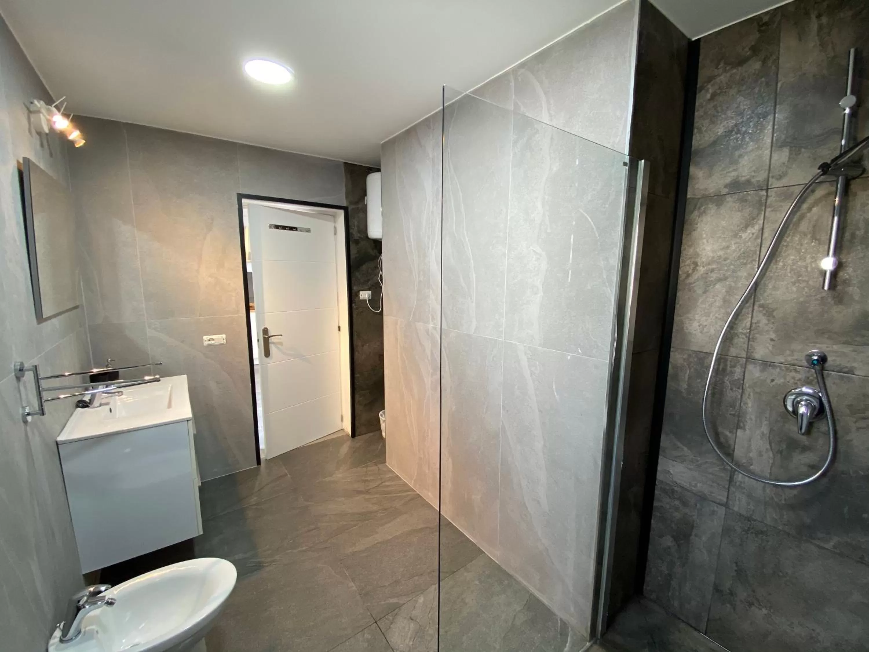 Bathroom in Paraiso villas