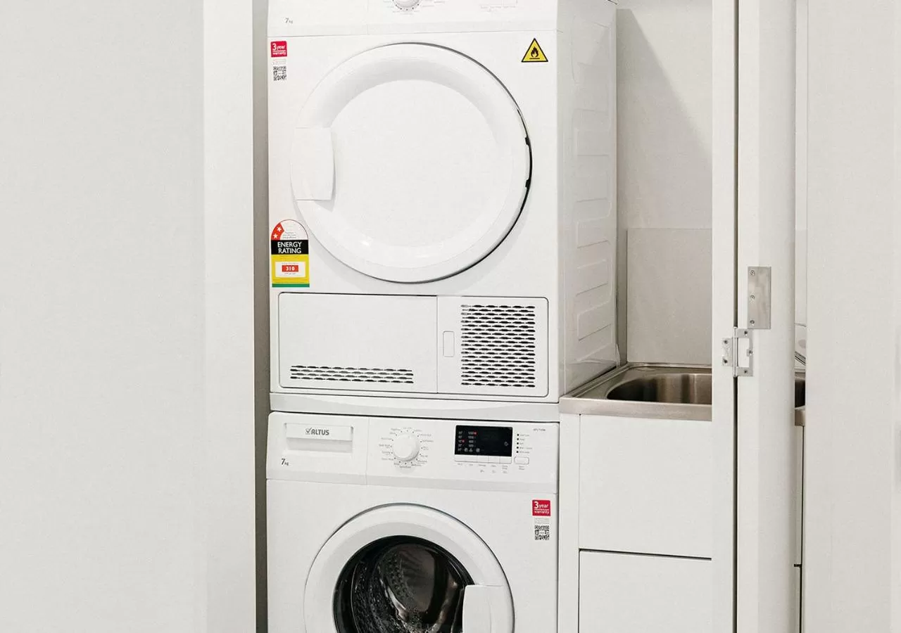 laundry in Rambla at Perry House