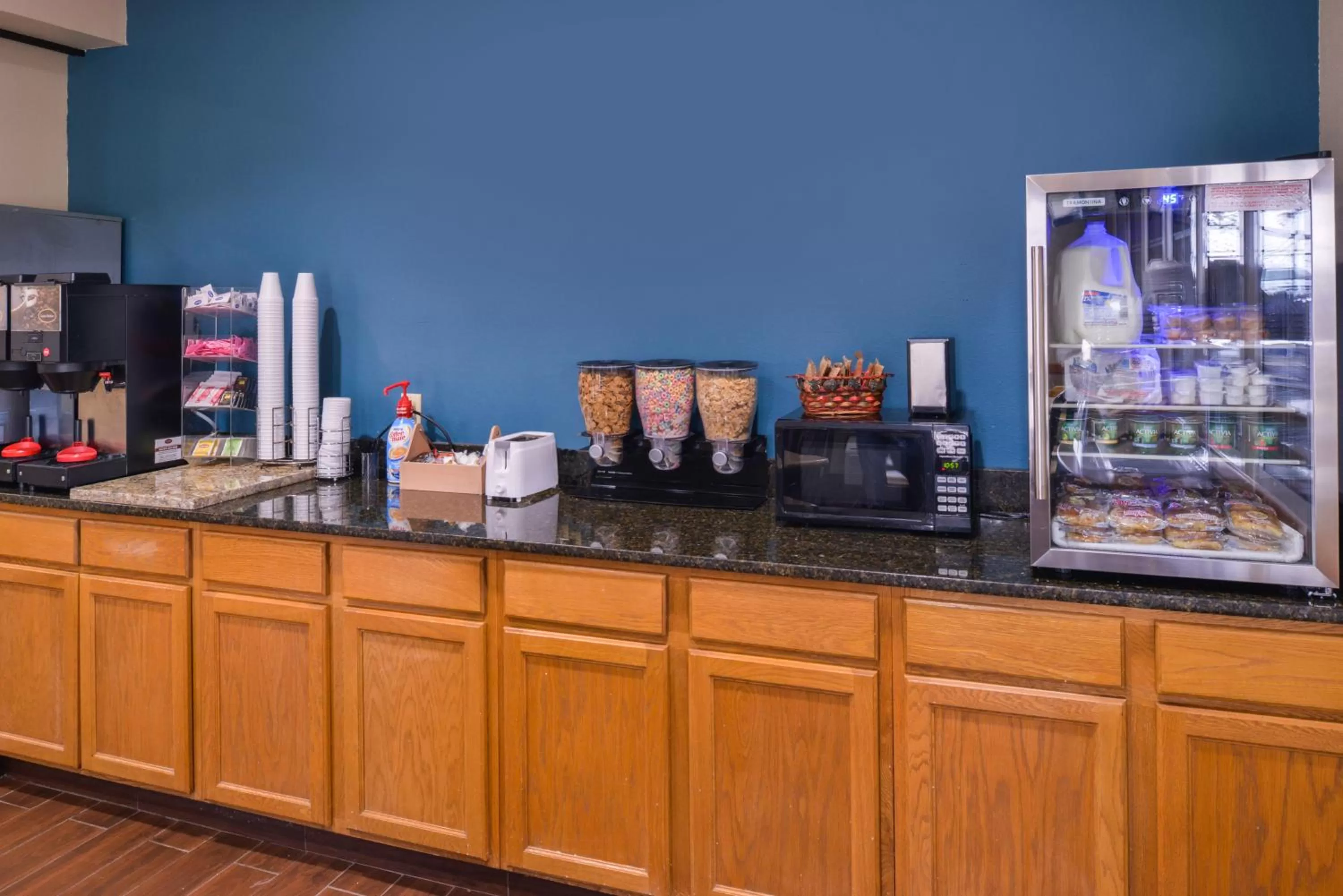 Restaurant/places to eat in Regency Inn Geneseo IL I-80