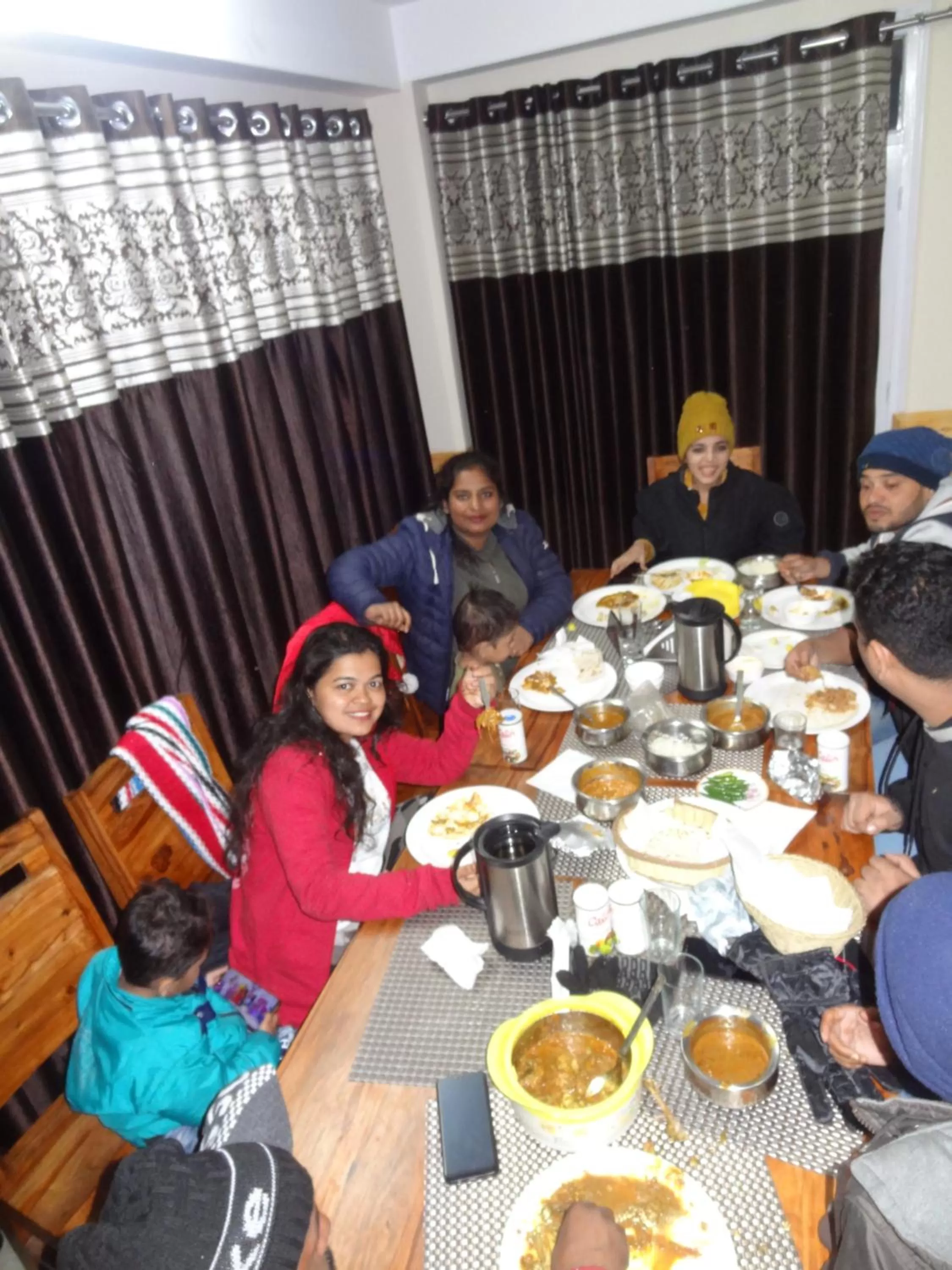 Restaurant/places to eat in Sai Cottage Shimla