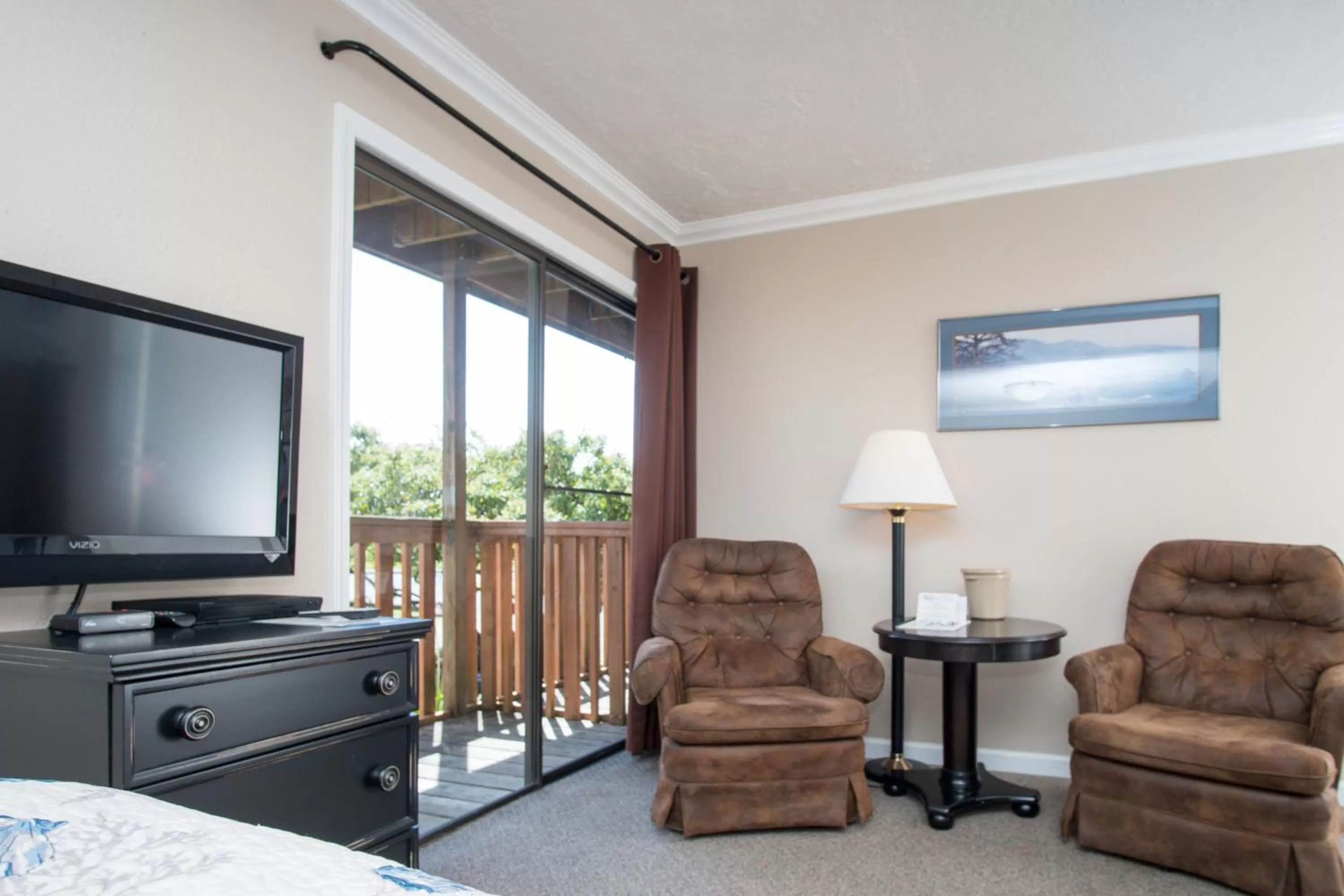 Seating Area in Ecola Creek Lodge
