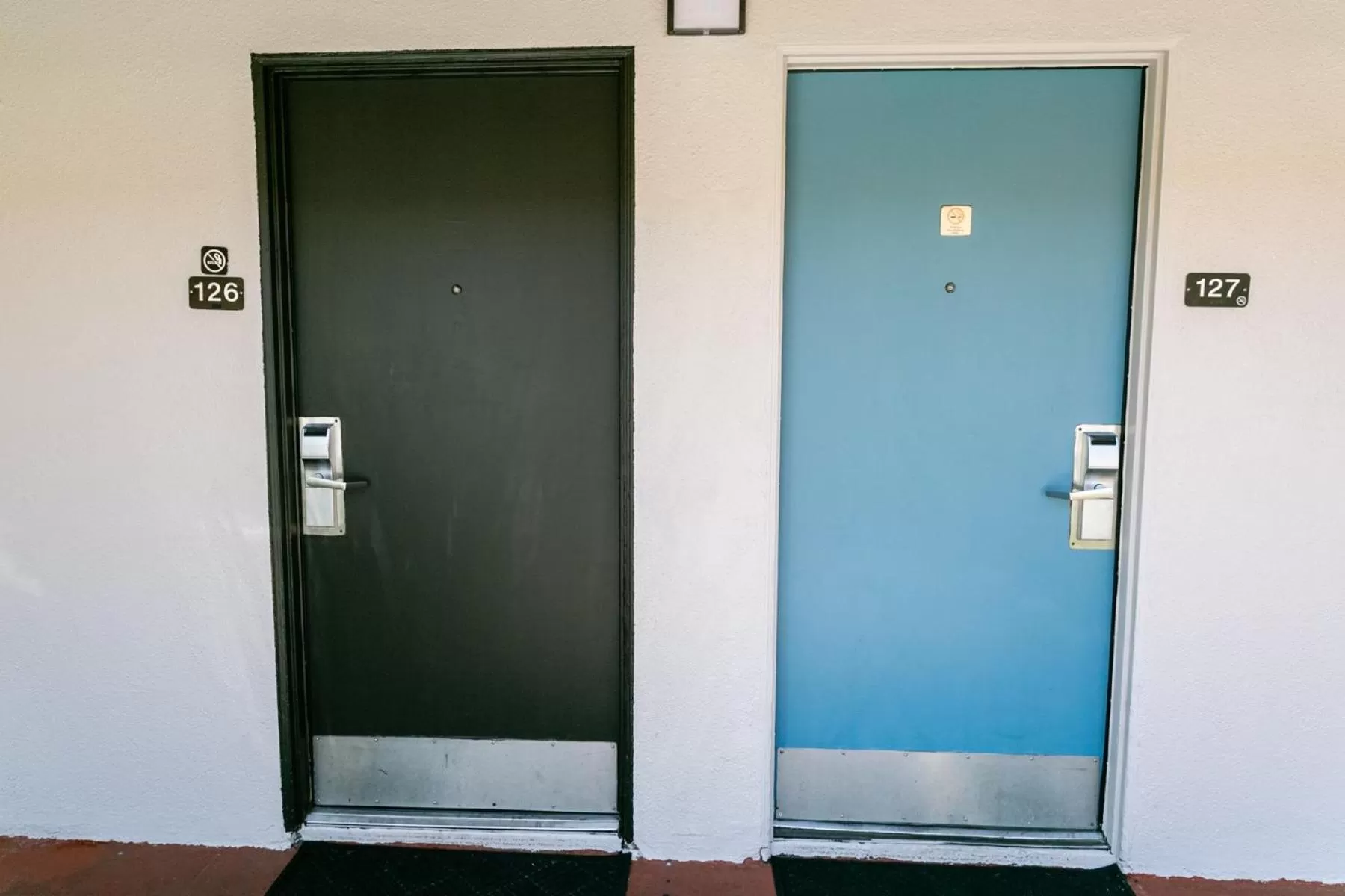 Facade/entrance in Anaheim Discovery Inn and Suites