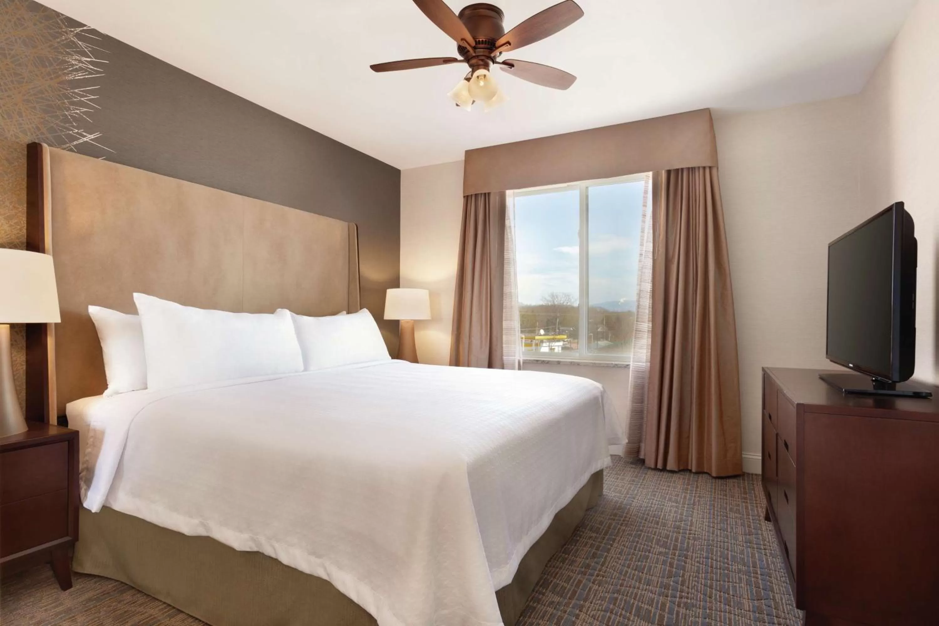Superior King Suite in Homewood Suites by Hilton Burlington