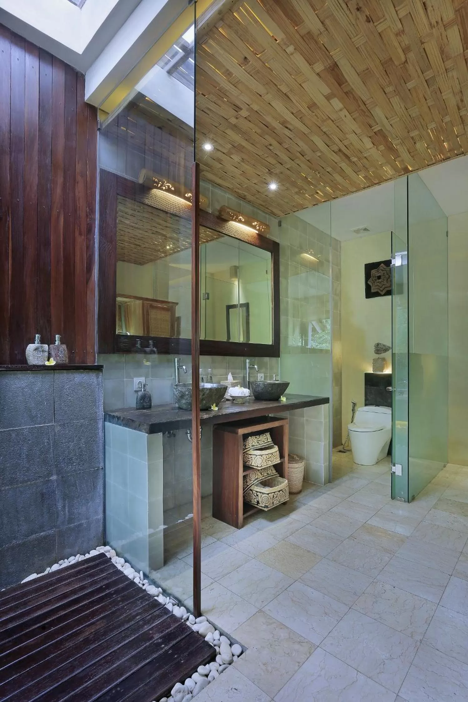 Shower in The Kayon Resort
