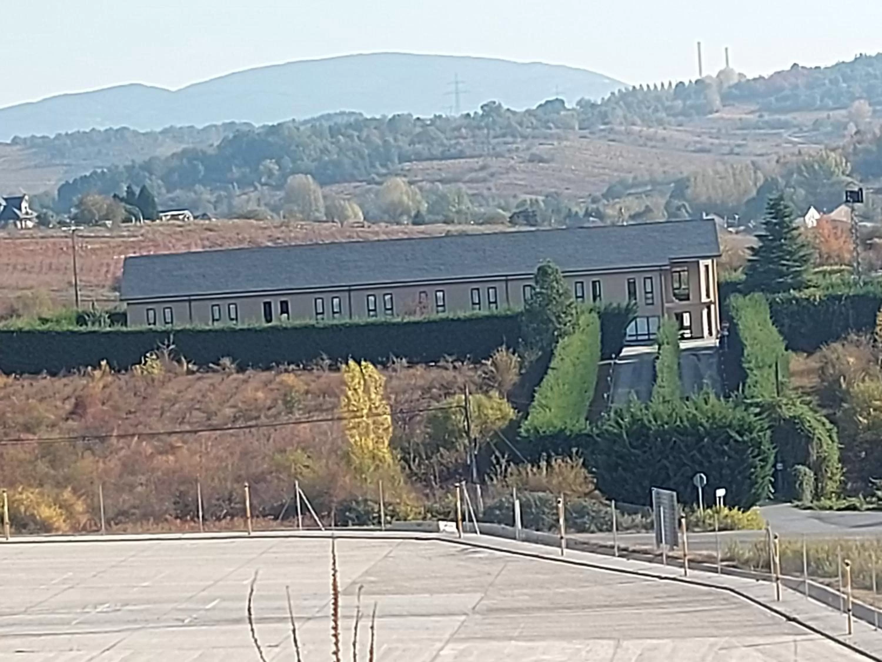 Facade/entrance in Motel Acropolis