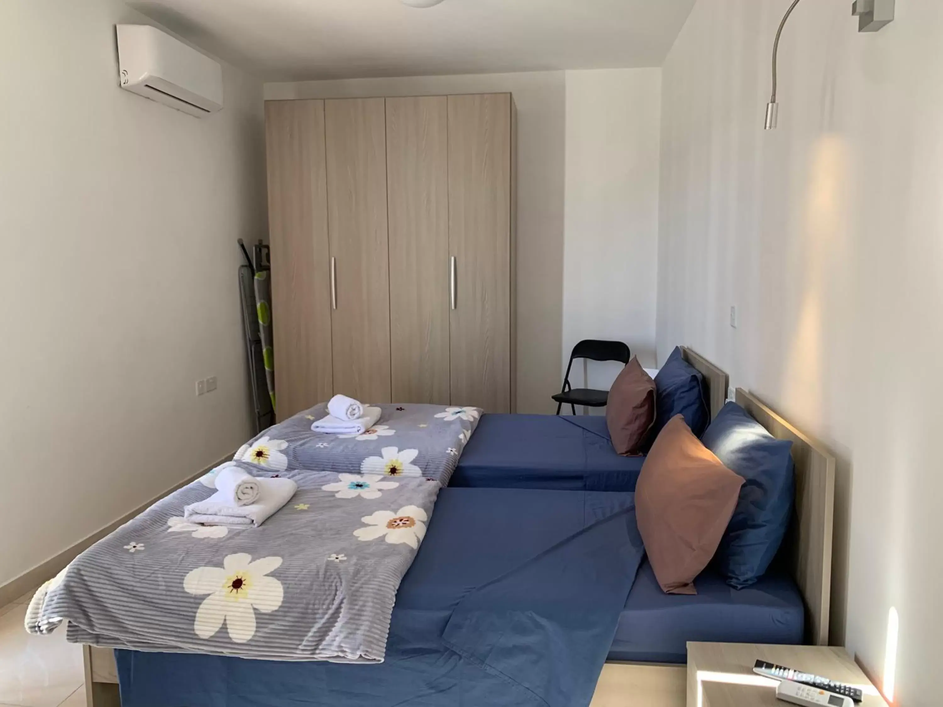 Twin Room with Balcony in Mon-Chery Twin Room with Balcony in Mon-Chery