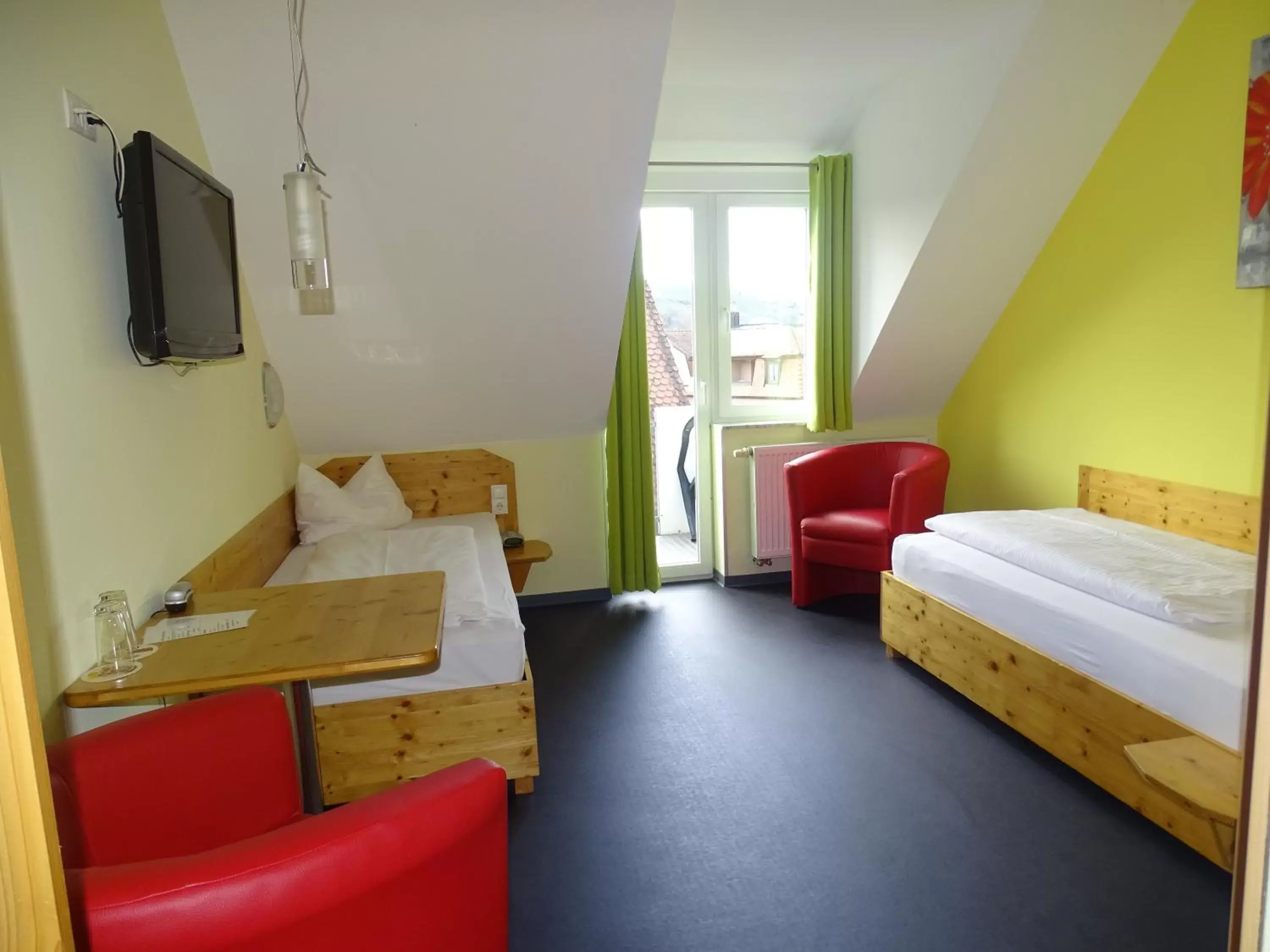 Standard Twin Room in Hotel-Cafe Demling Standard Twin Room in Hotel-Cafe Demling