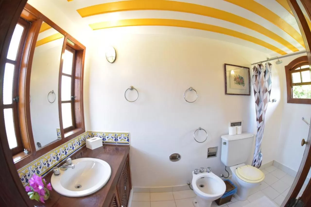 Bathroom in Pousada Blanca Mar