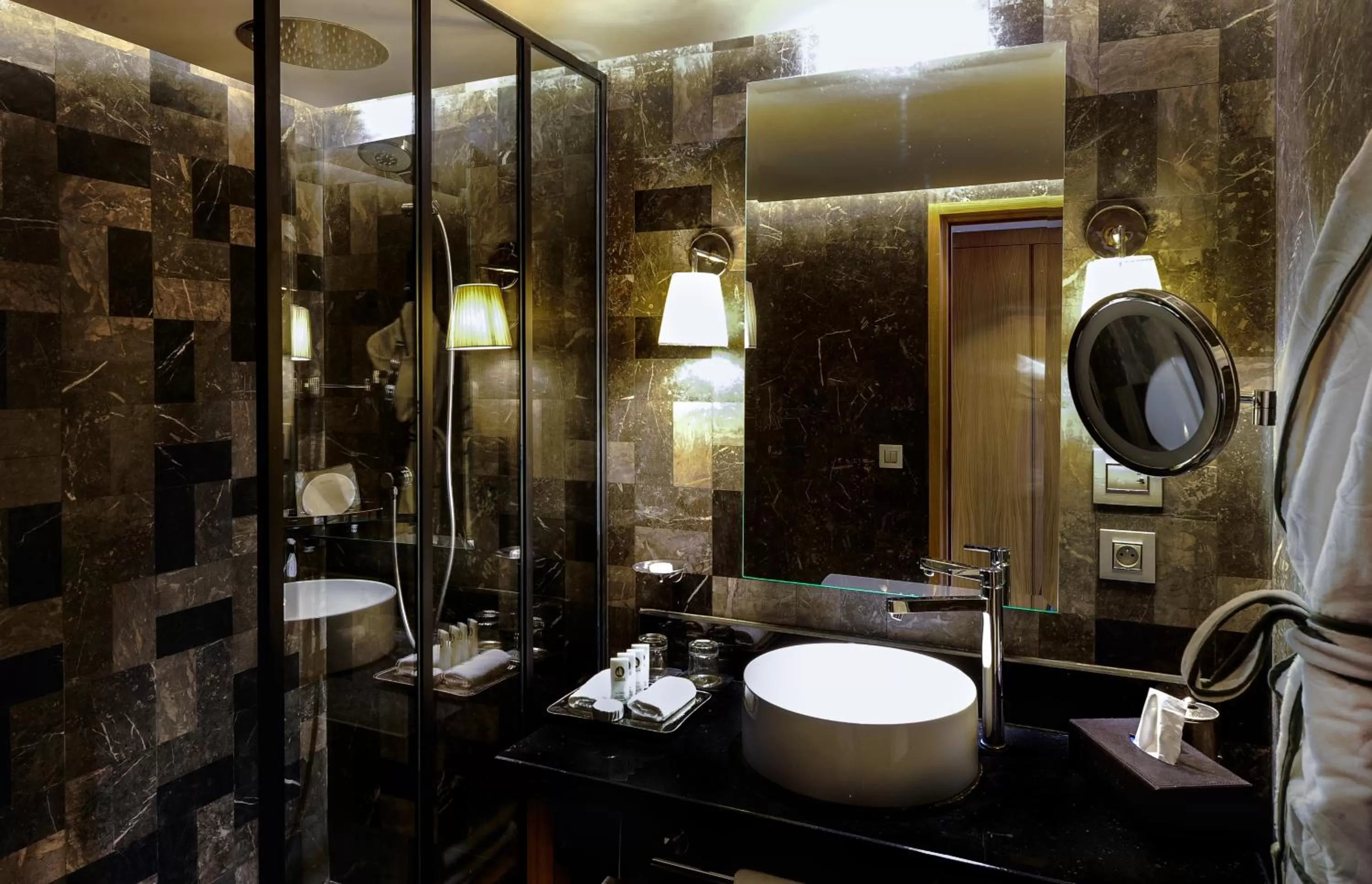 Shower in Sofitel Marrakech Palais Impérial & Spa