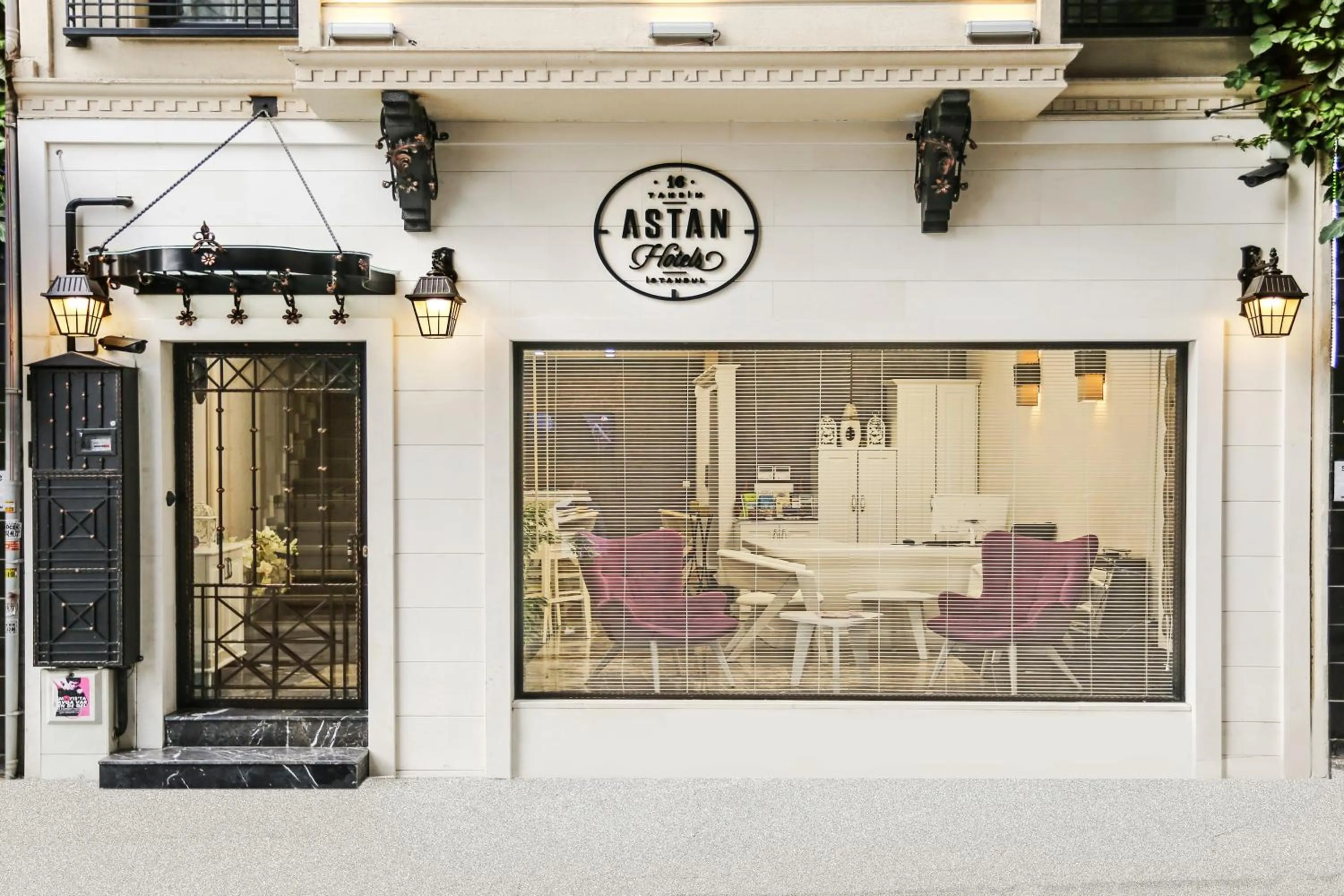 Facade/entrance in Astan Hotel Taksim