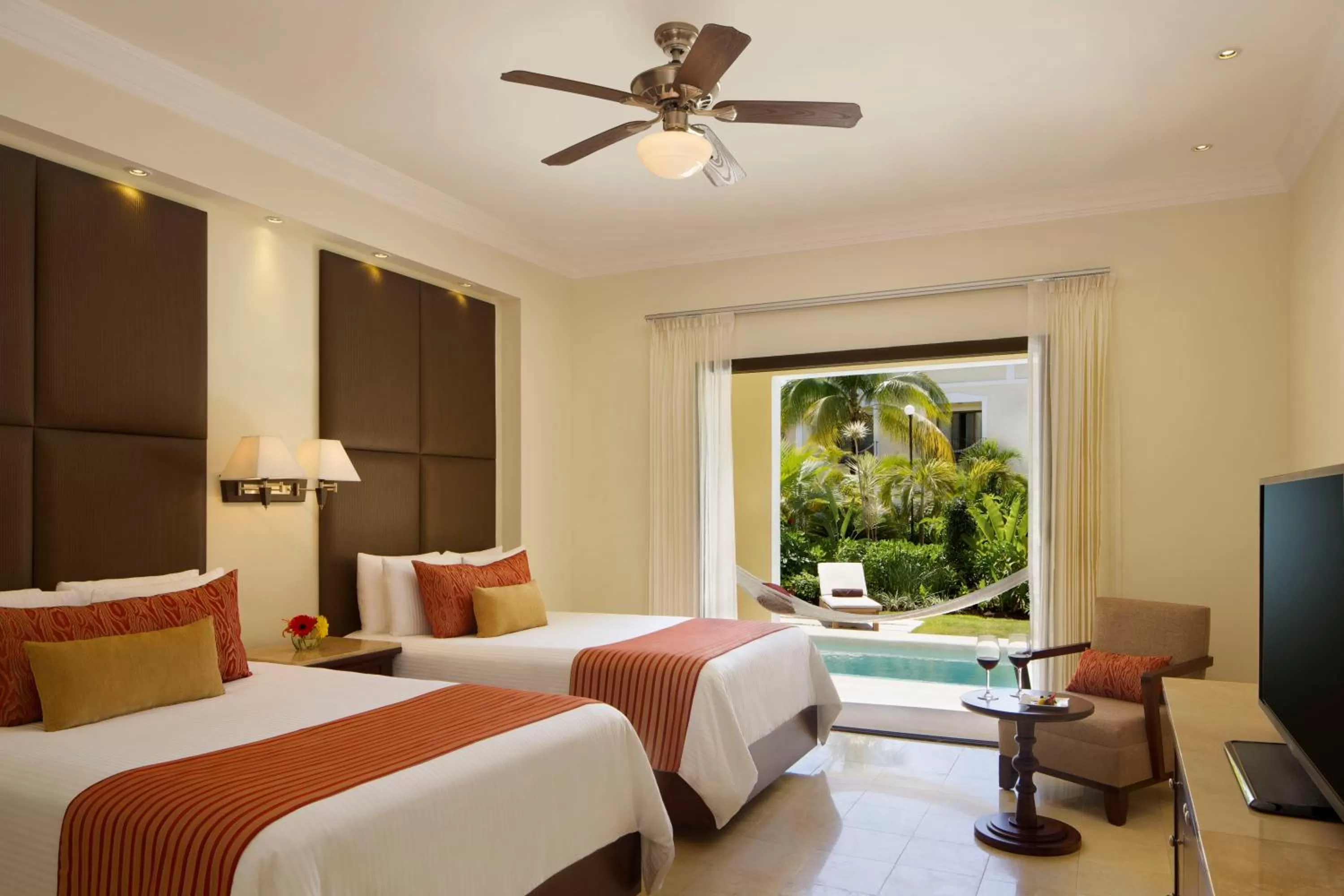 View (from property/room), Bed in Dreams Tulum Resort & Spa