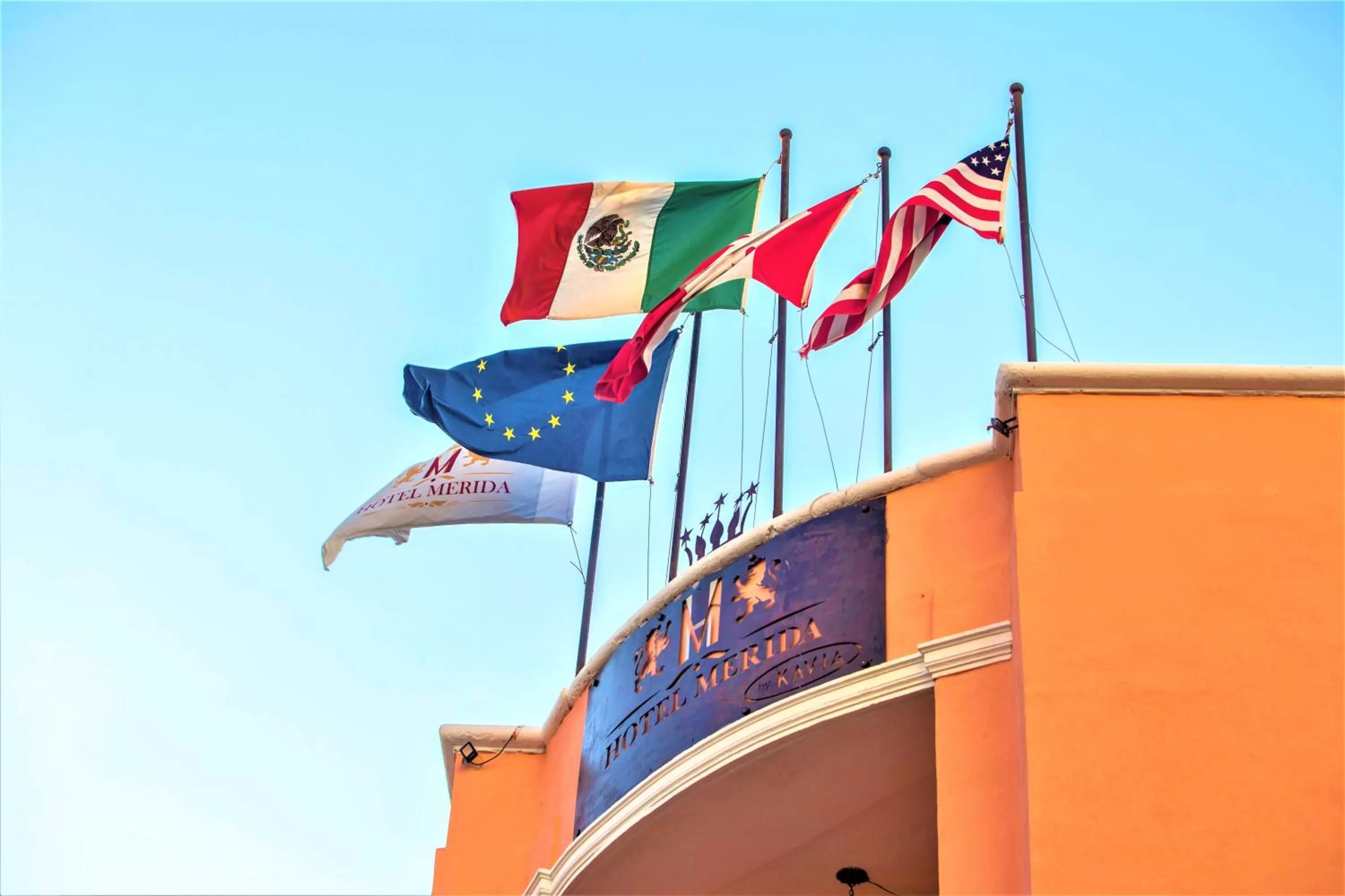 Facade/entrance in Hotel Merida