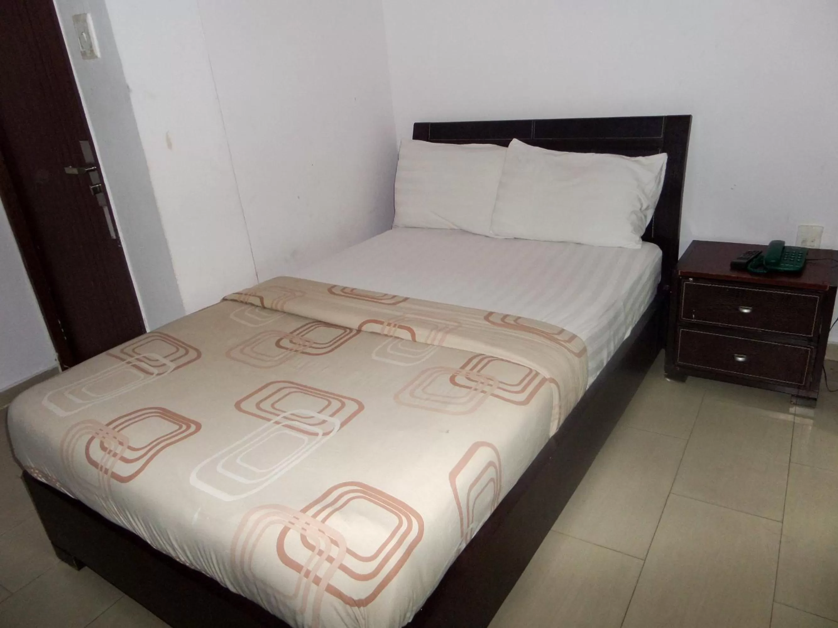 Bed, Room Photo in TheoDawn Hotels @ Suite 29