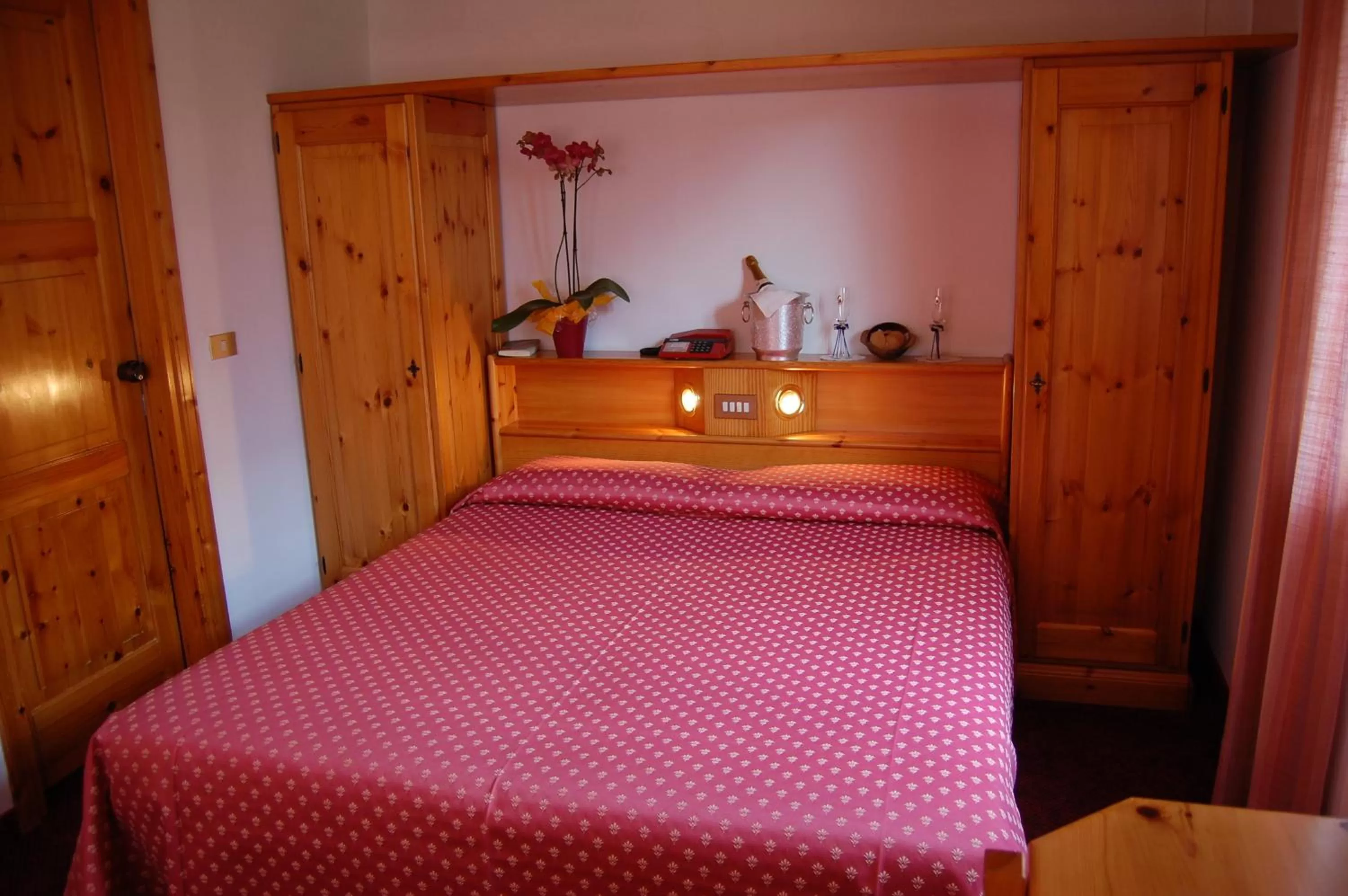 Bed in Hotel Des Glaciers