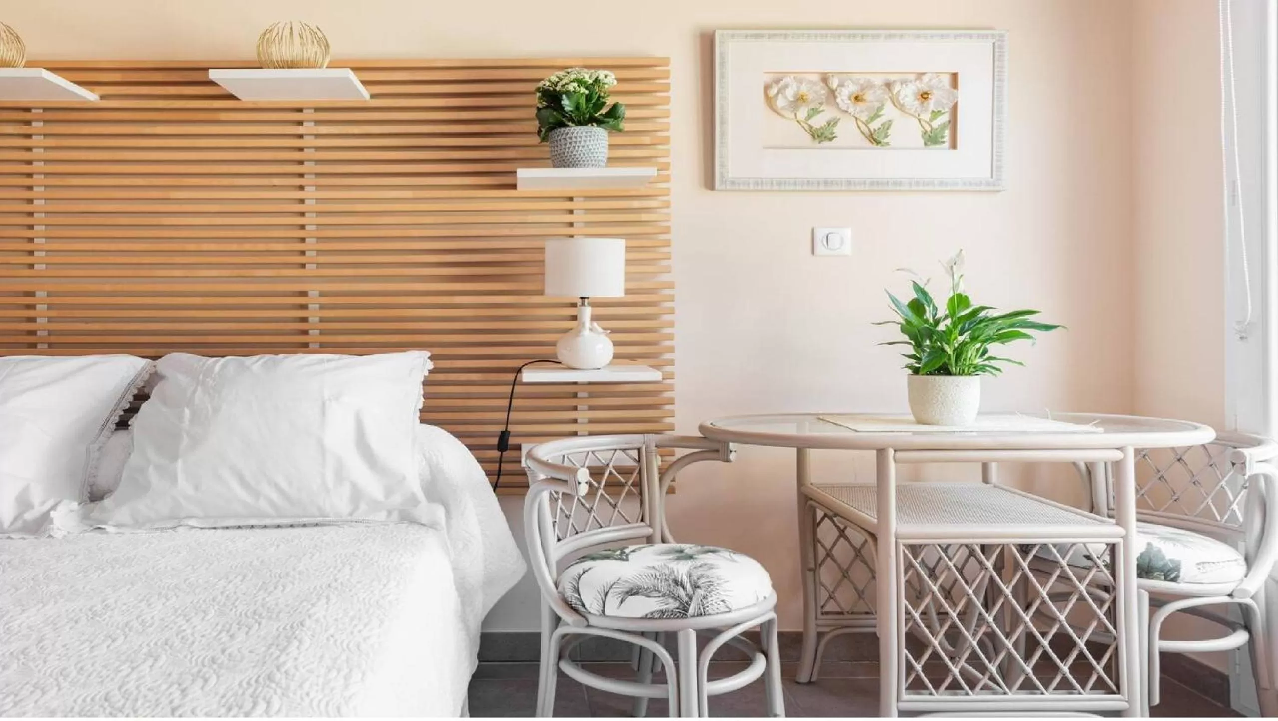 Bedroom, Bed in Chambre et table d'hôtes Villa Pomponette