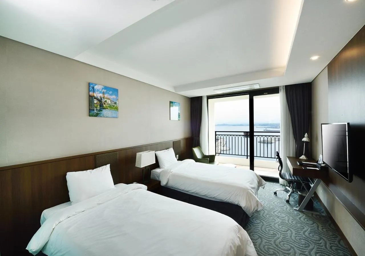 Bed in Ramada by Wyndham Gangwon Sokcho