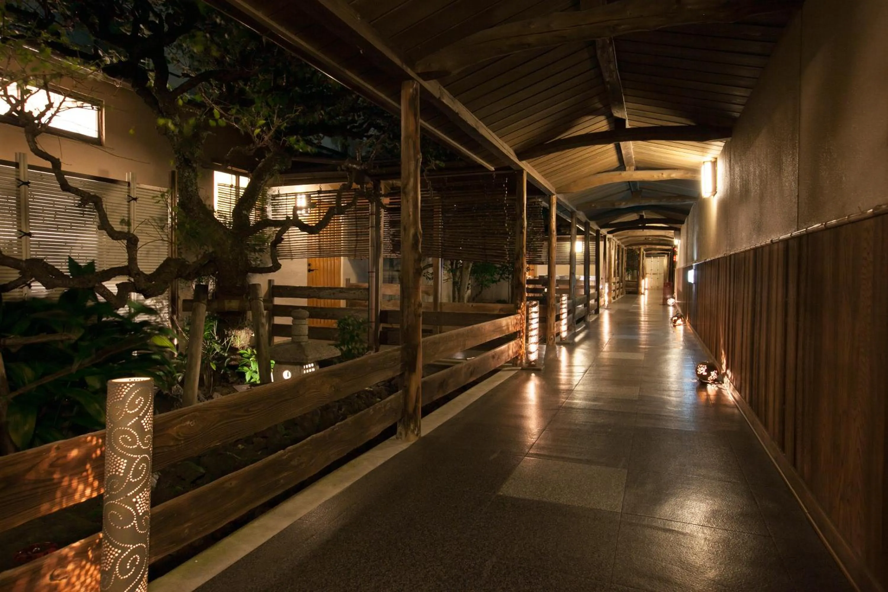 Area and facilities in Ito Ryokuyu