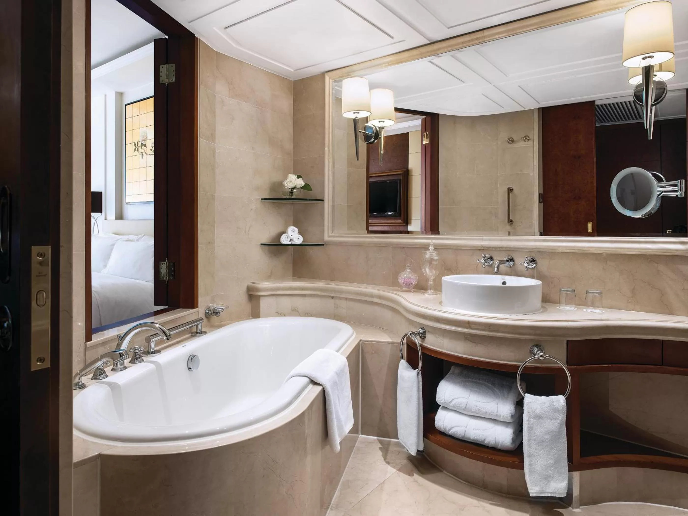 Bathroom in The Langham Hong Kong