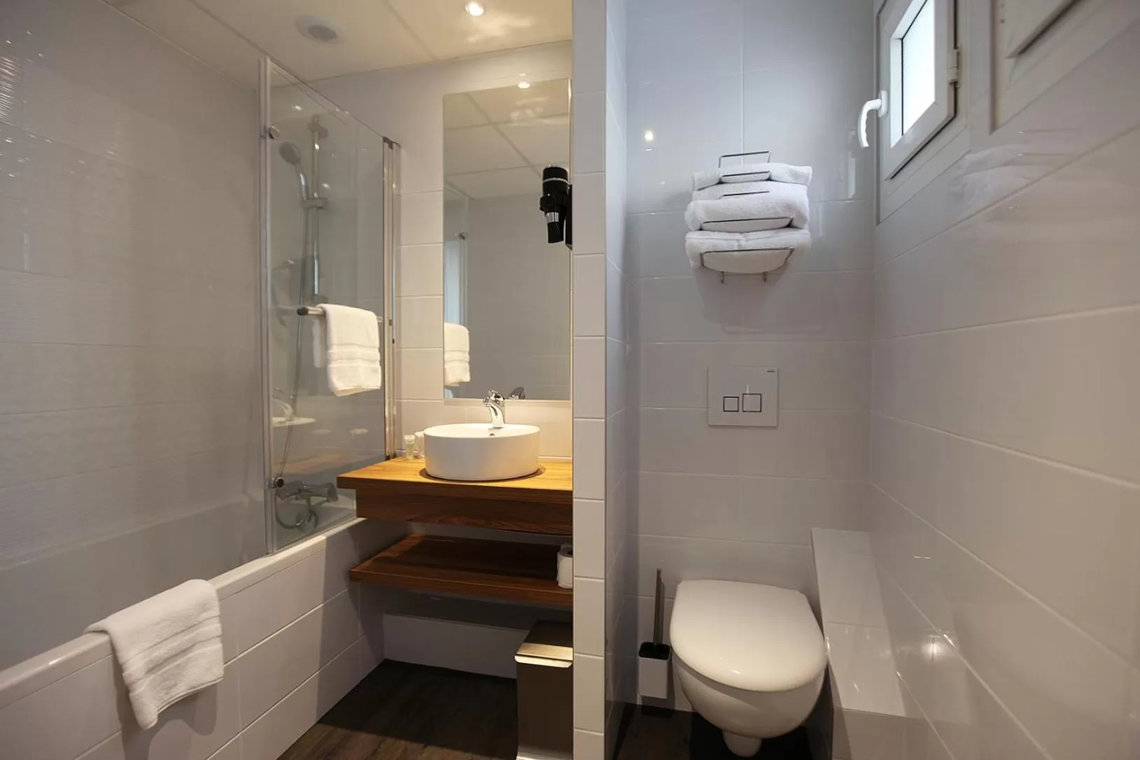 Bathroom in Best Western Hotel De Paris