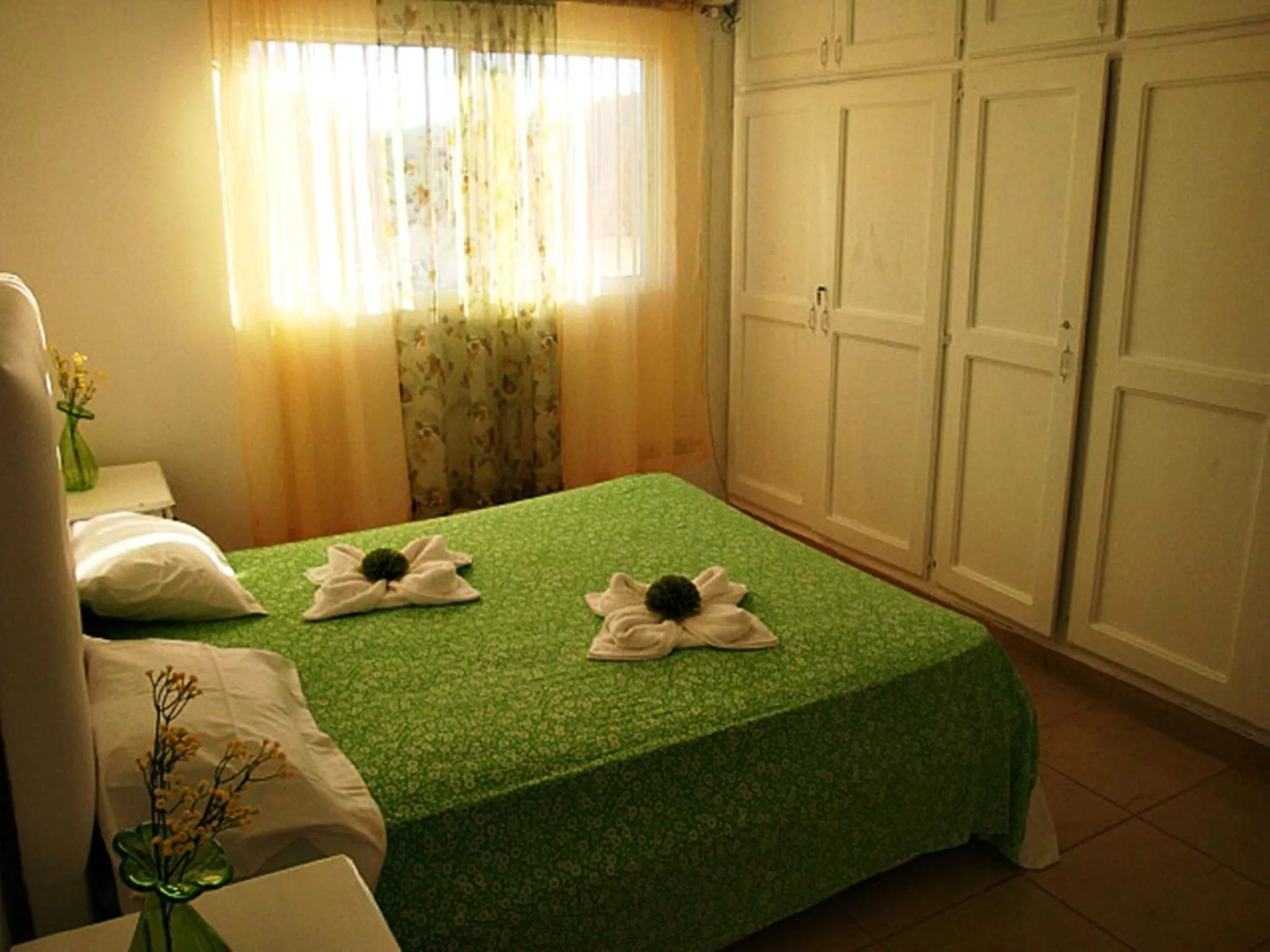 Restaurant/places to eat, Bed in El Malecon B&B Hotel