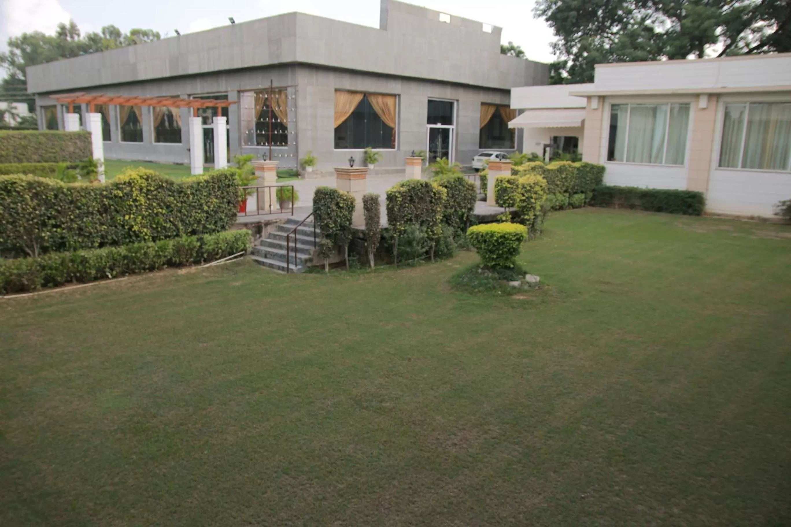 Property building in Opulent by Udman Chhattarpur