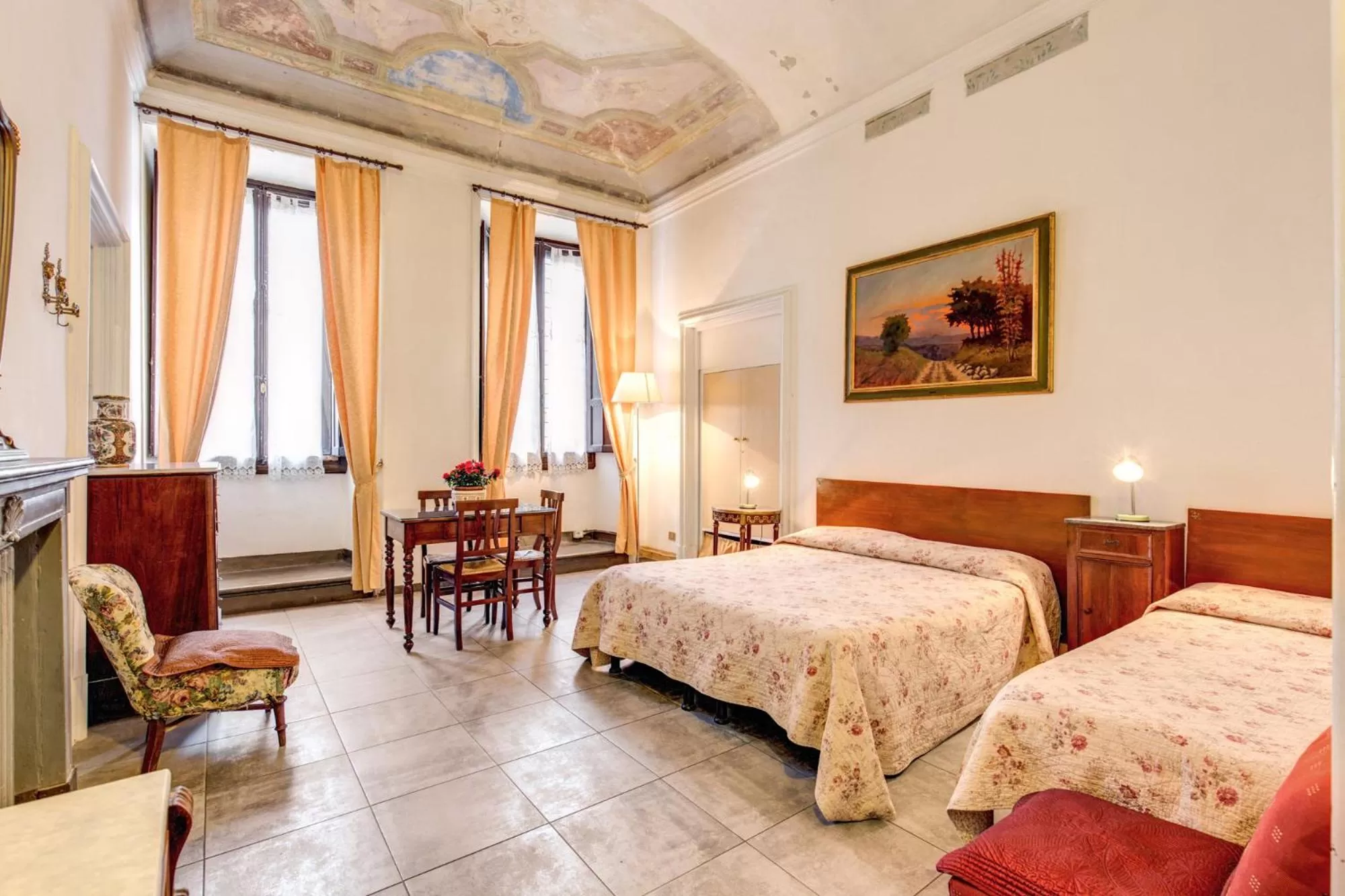 Photo of the whole room, Bed in Albergo San Giovanni