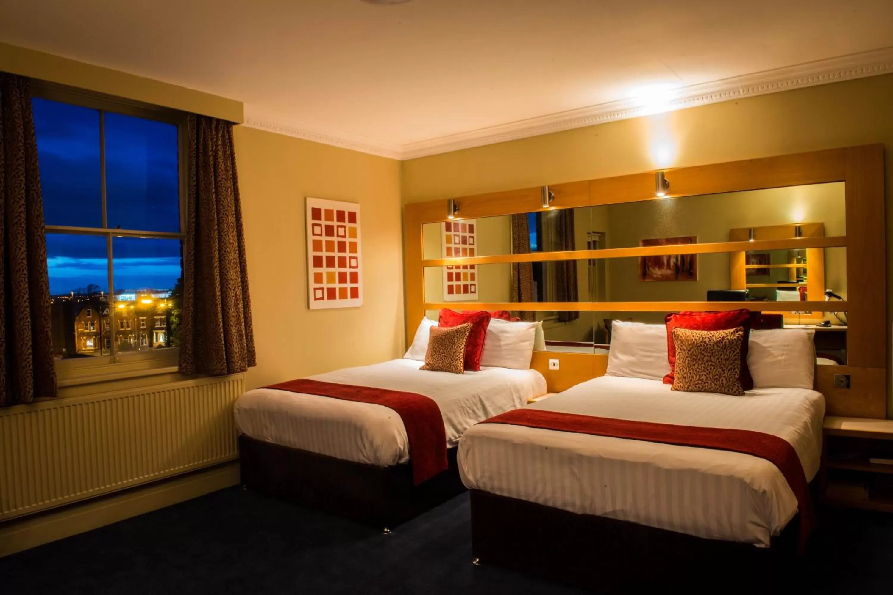 Family Room in Regent Hotel Doncaster Family Room in Regent Hotel Doncaster