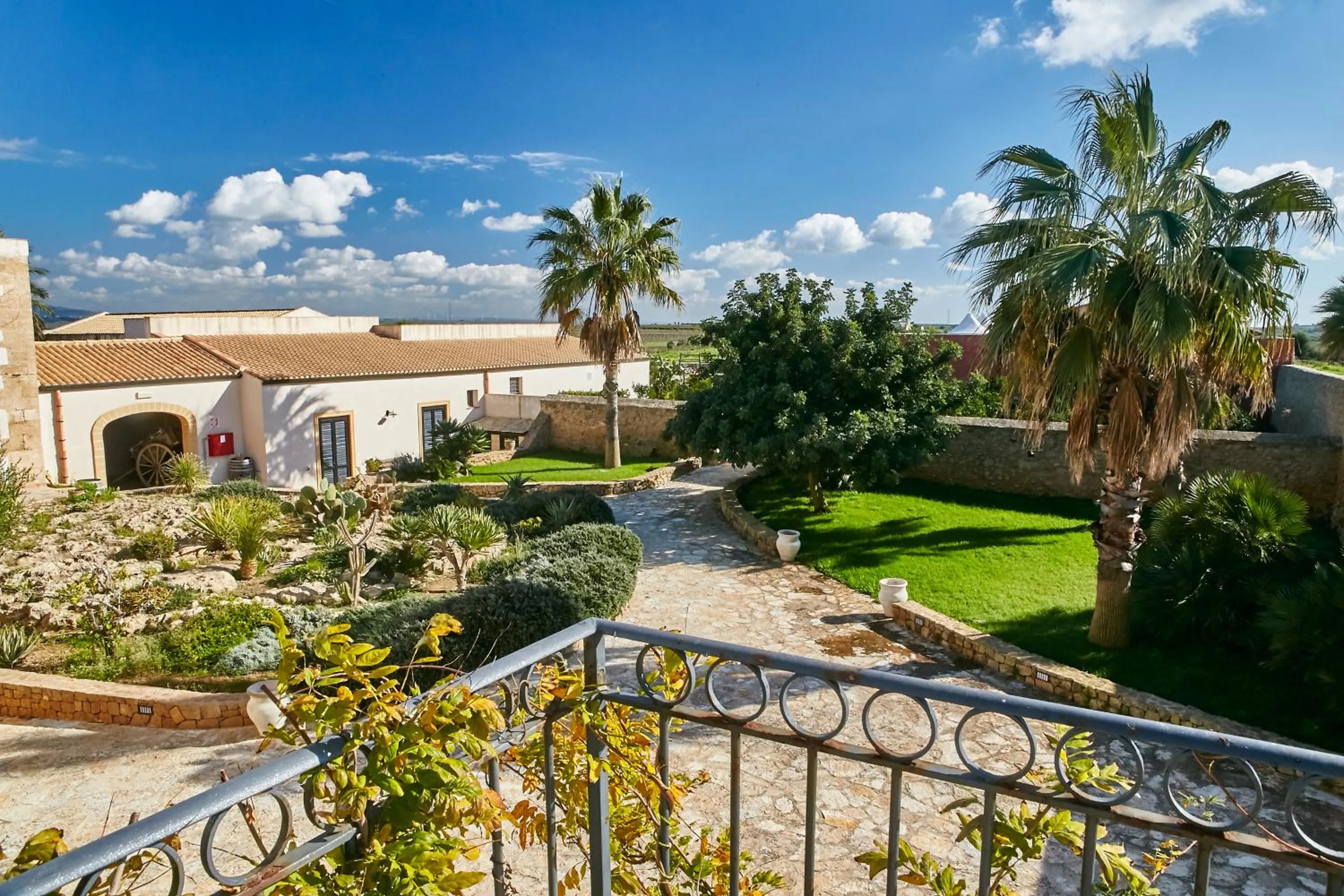 Day in Agriturismo Baglio Donnafranca Wine Resort