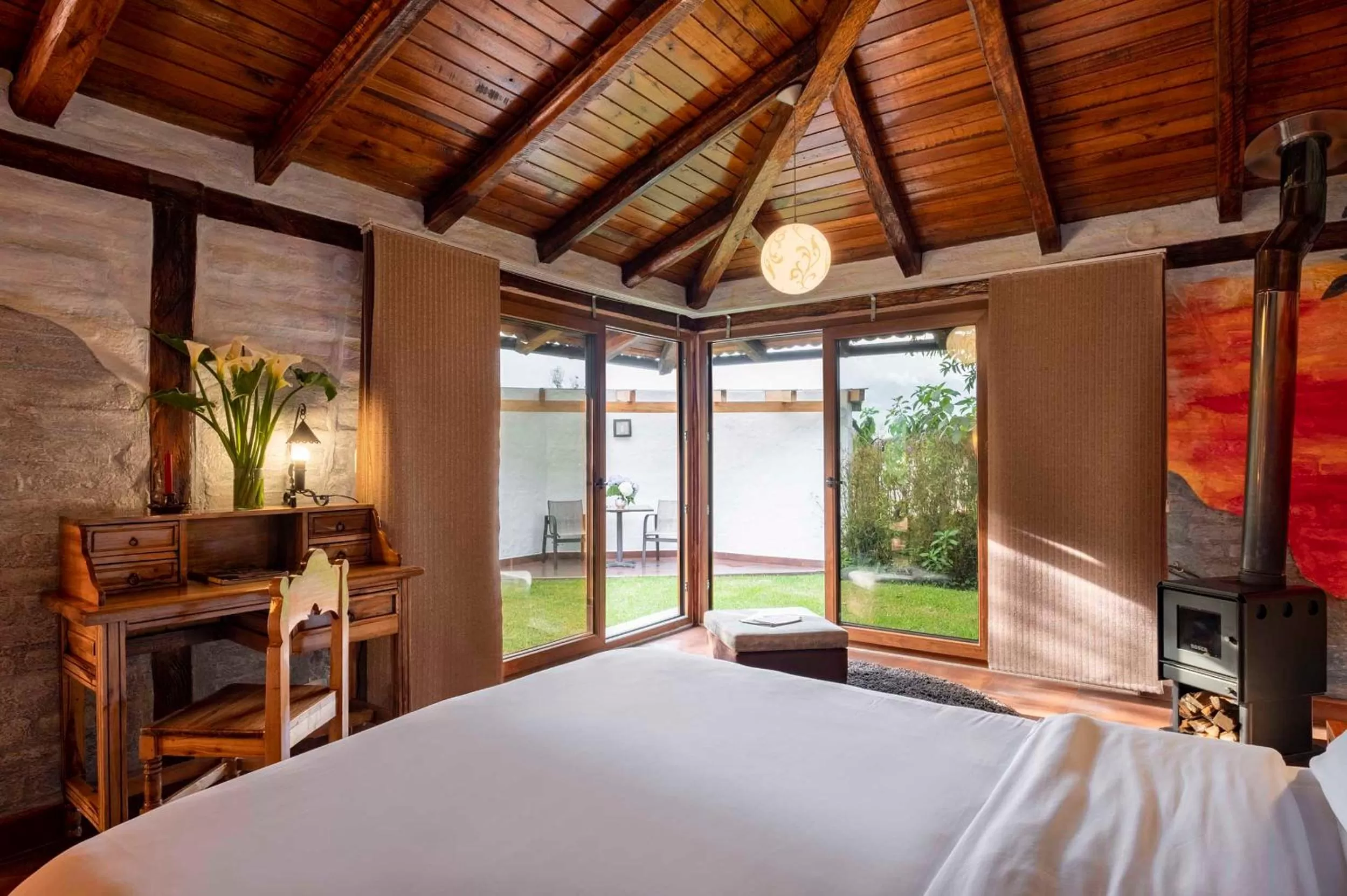 Photo of the whole room in Luna Volcán, Adventure SPA