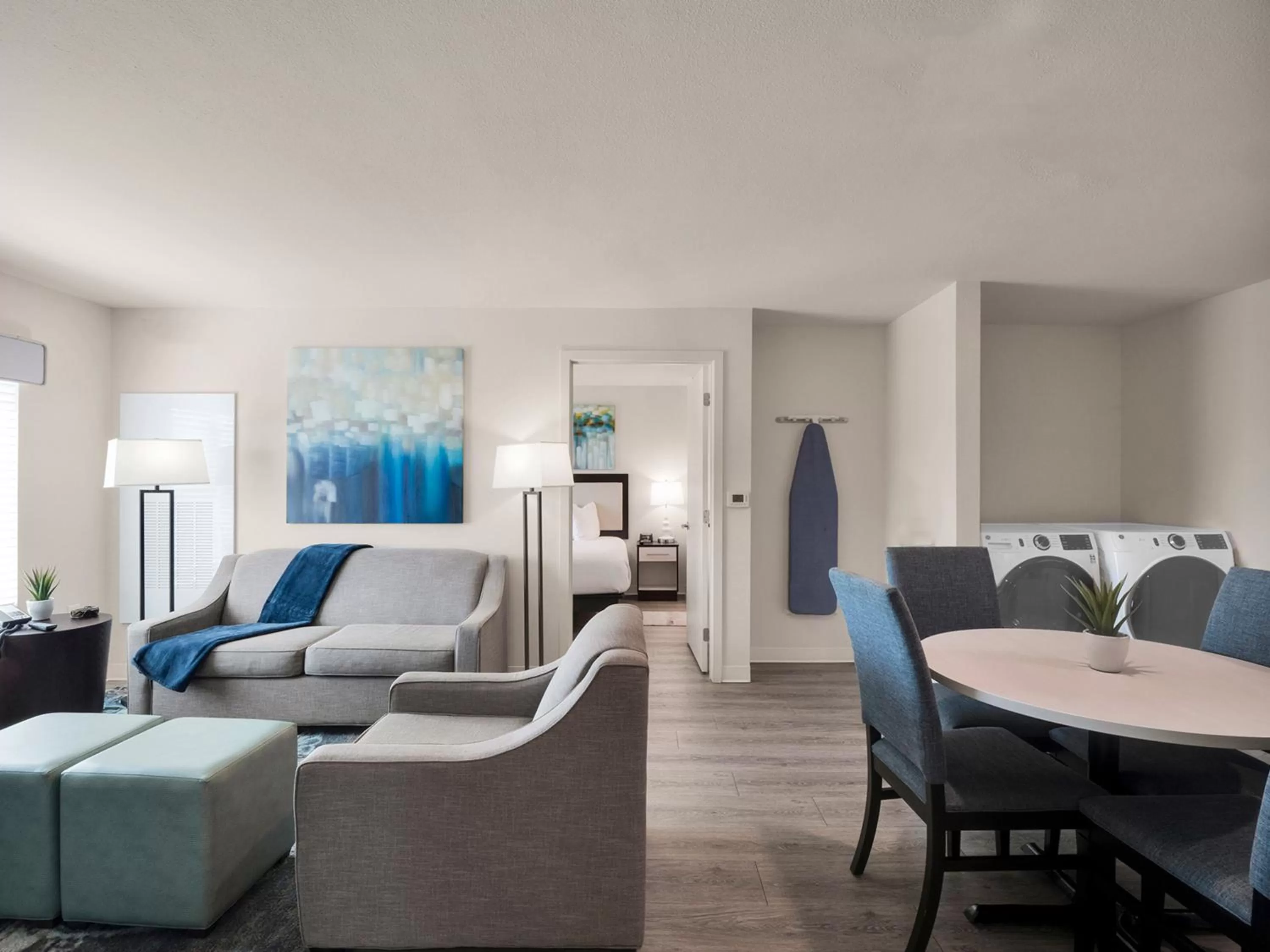 TV and multimedia, Bed in WaterWalk Extended Stay by Wyndham Charlotte - Arrowood