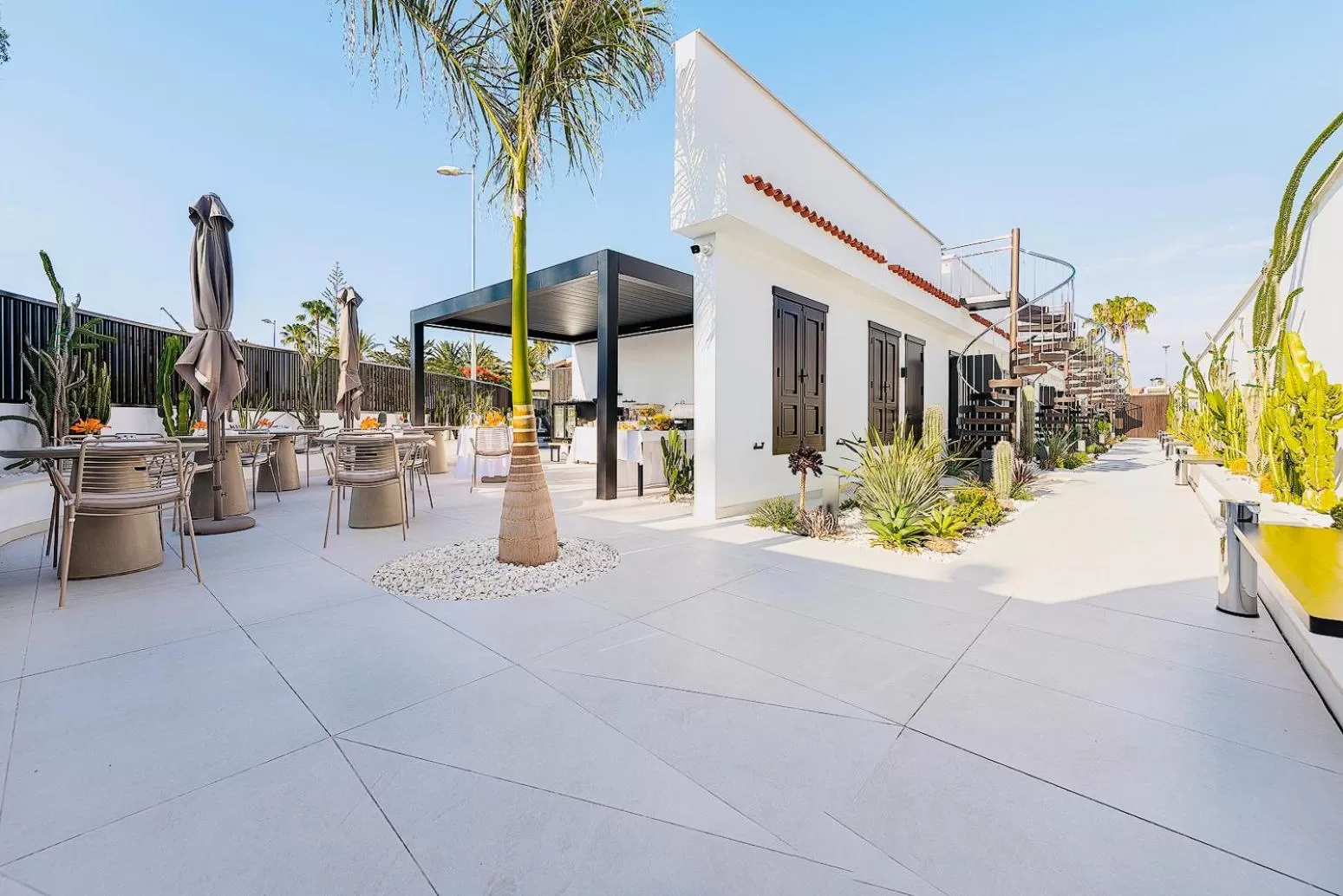 Fahana - Gay Men Only