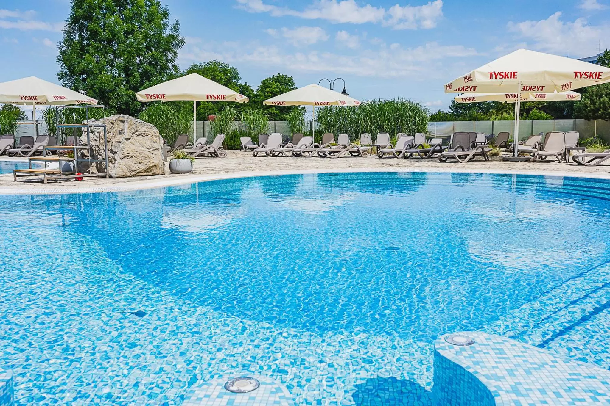 Swimming Pool in Ikar Plaza